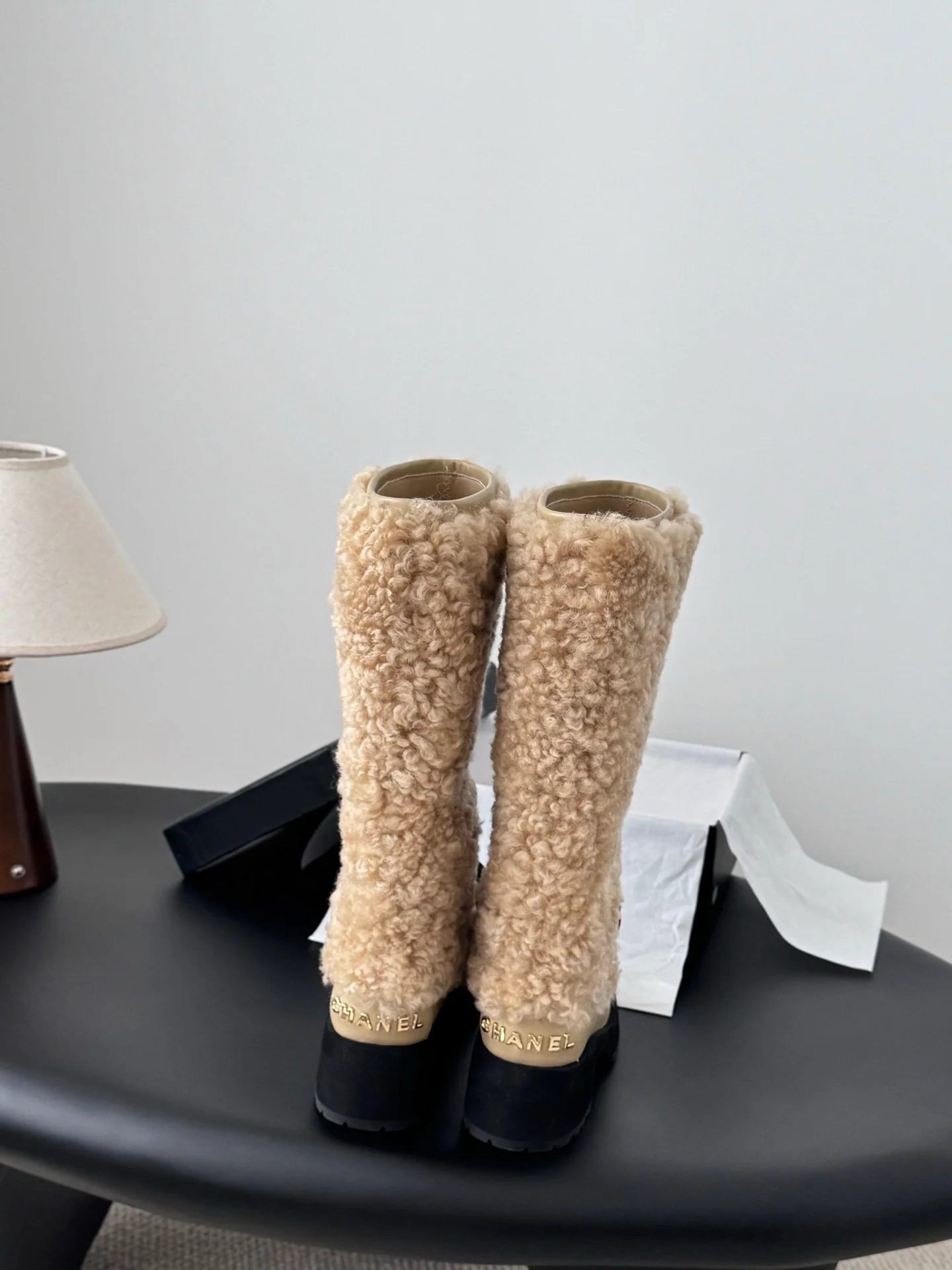 Chan 25fw plush half  boots with bow
