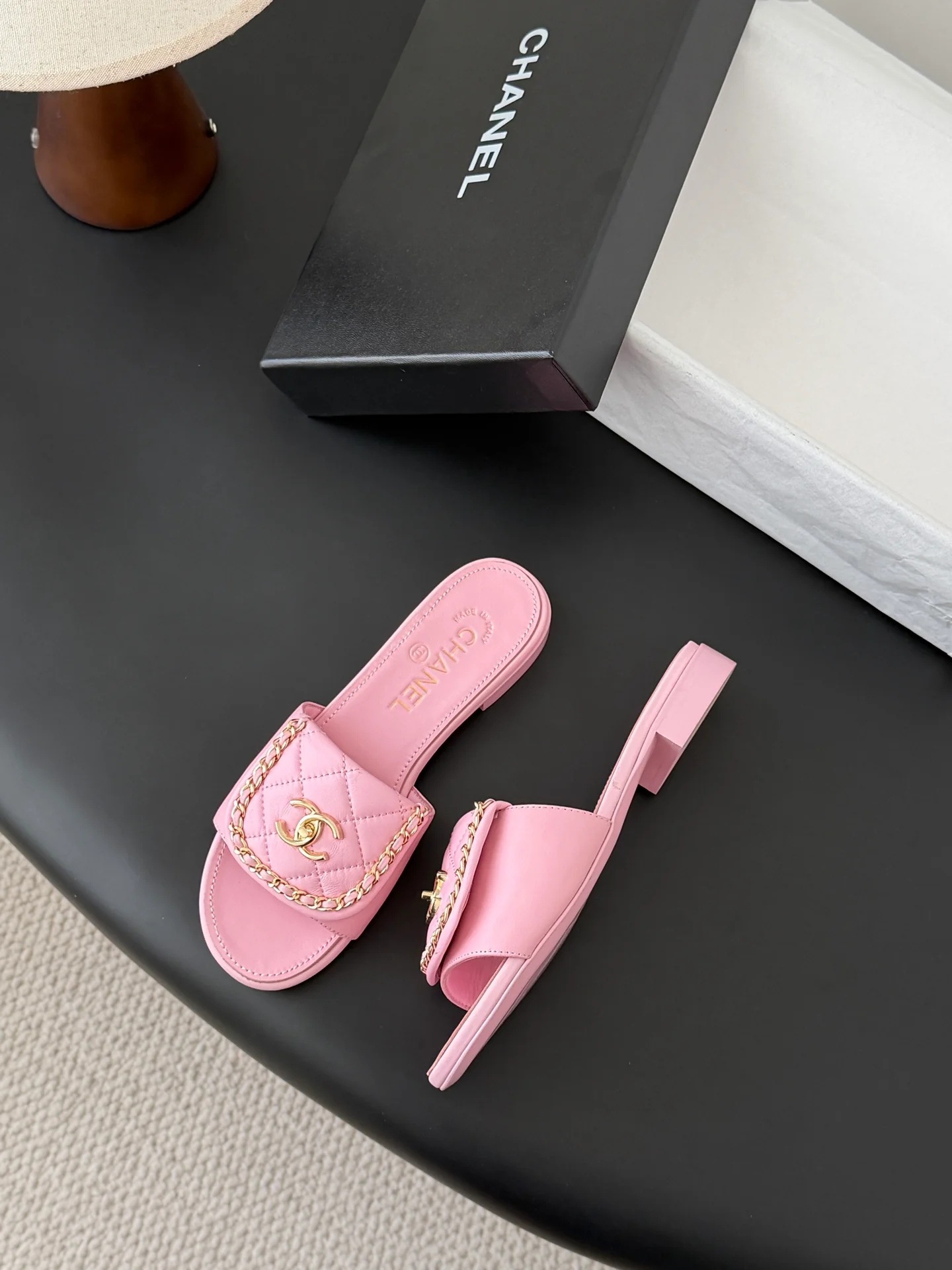Chan 26ss sandals