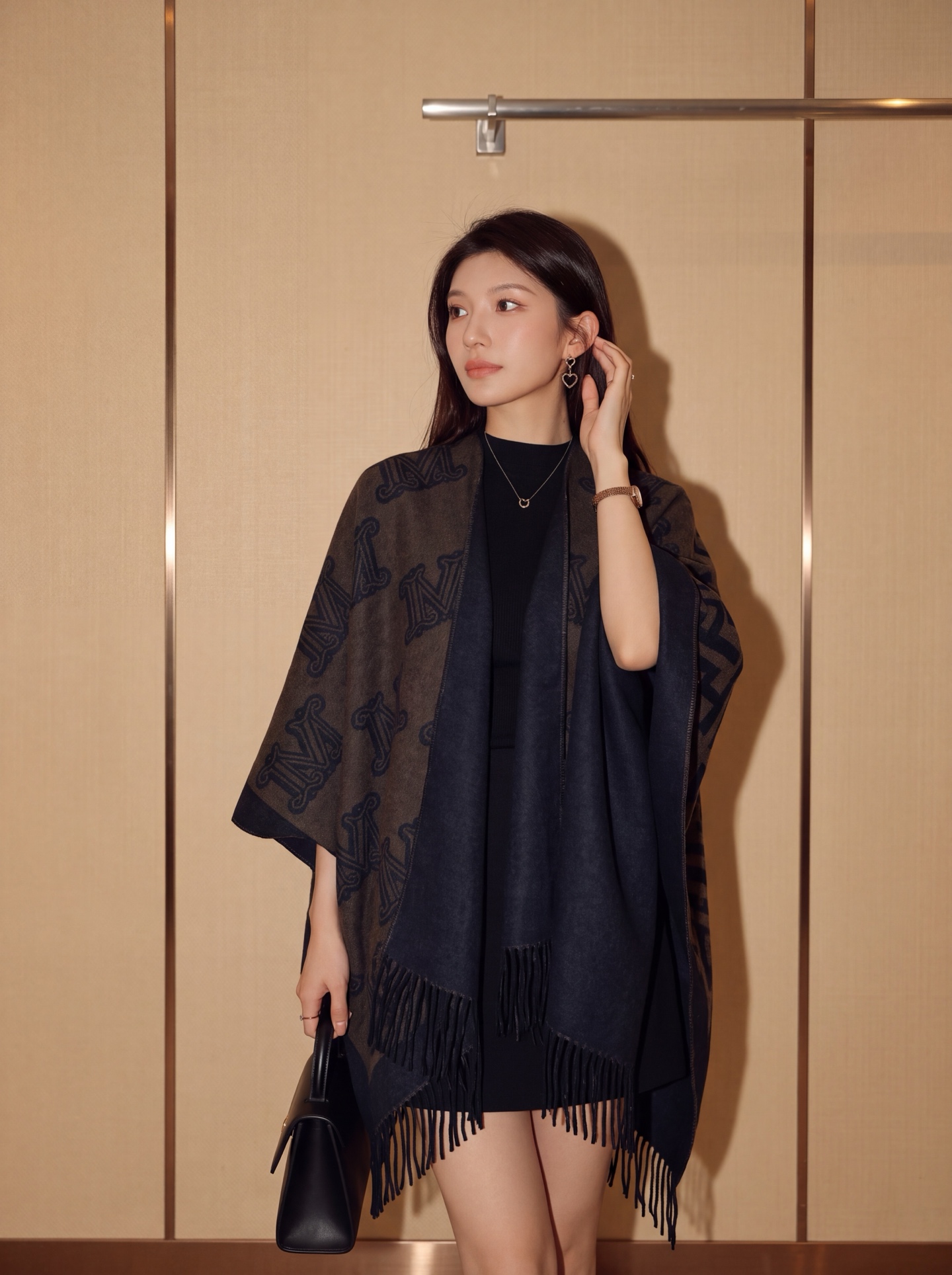 Max 26fw wool shawls