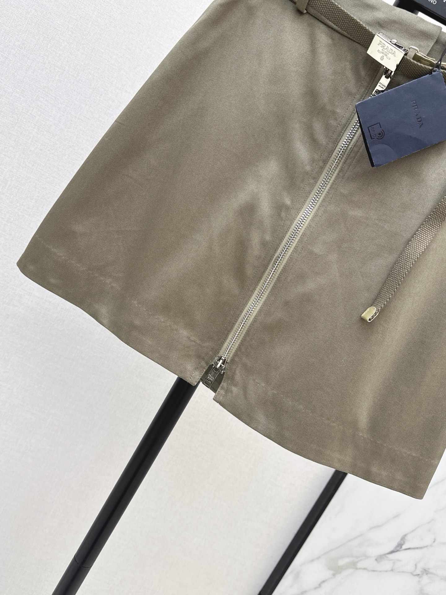 Pra 26fw zipper mini skirt