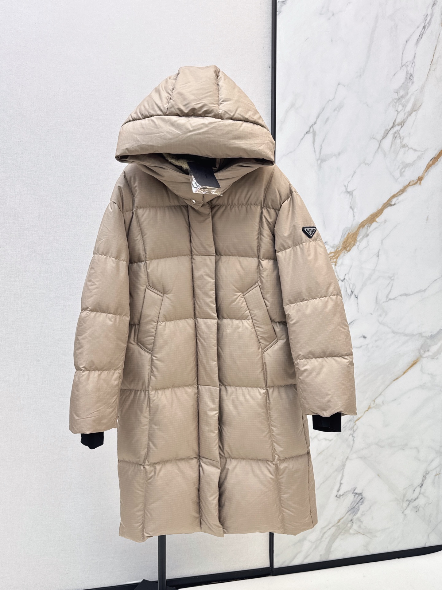 Pra 26fw hooded long down jacket