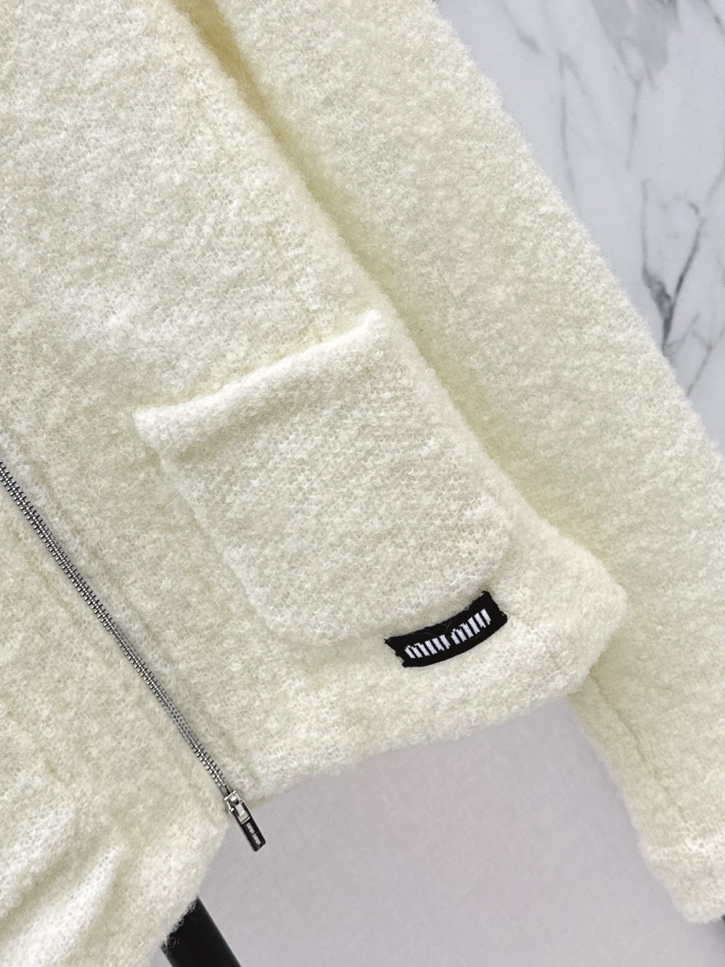 Miu 26fw zipper knit jacket