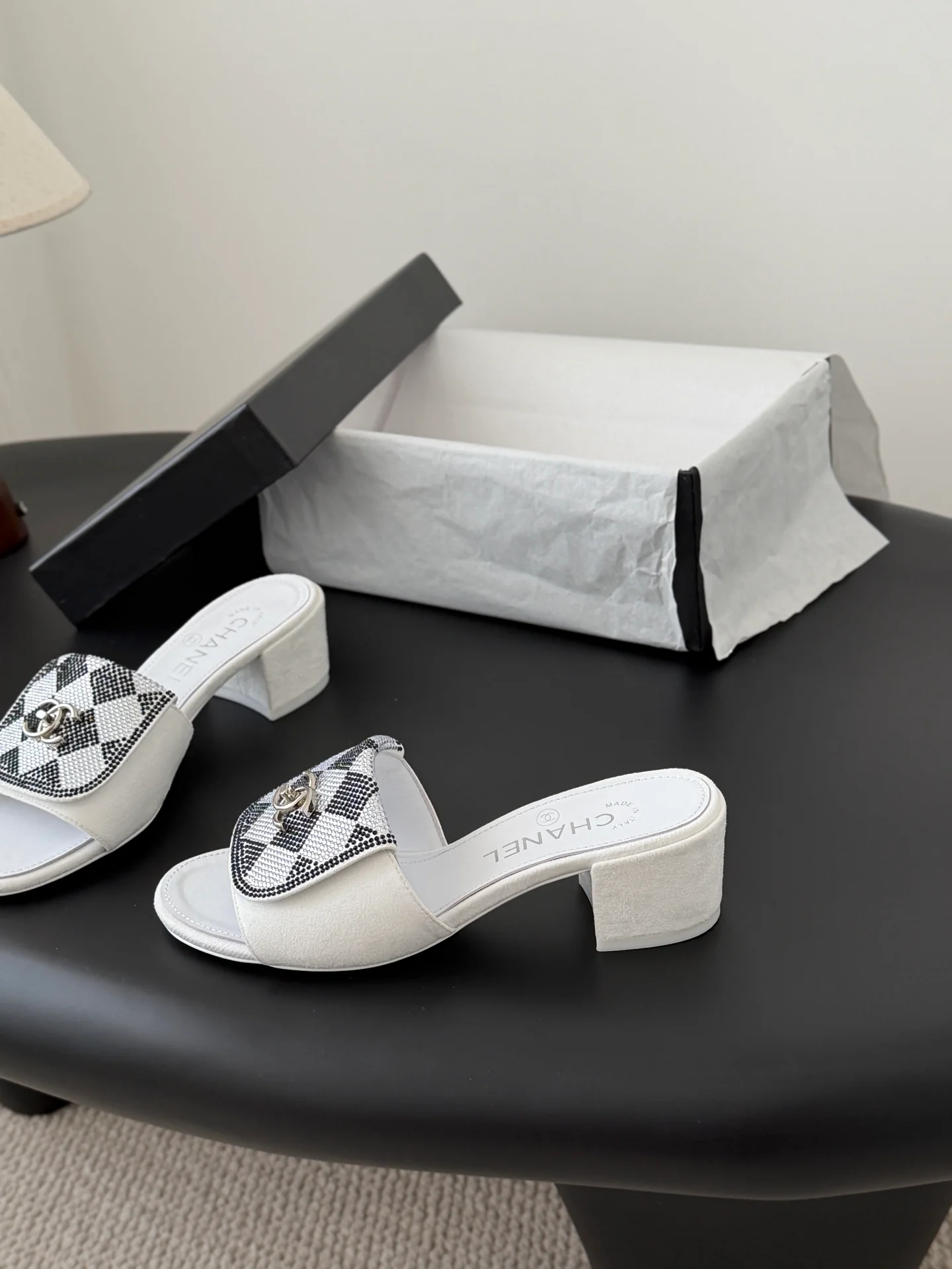Chan 26ss rhinestone-embellished chunky sandals