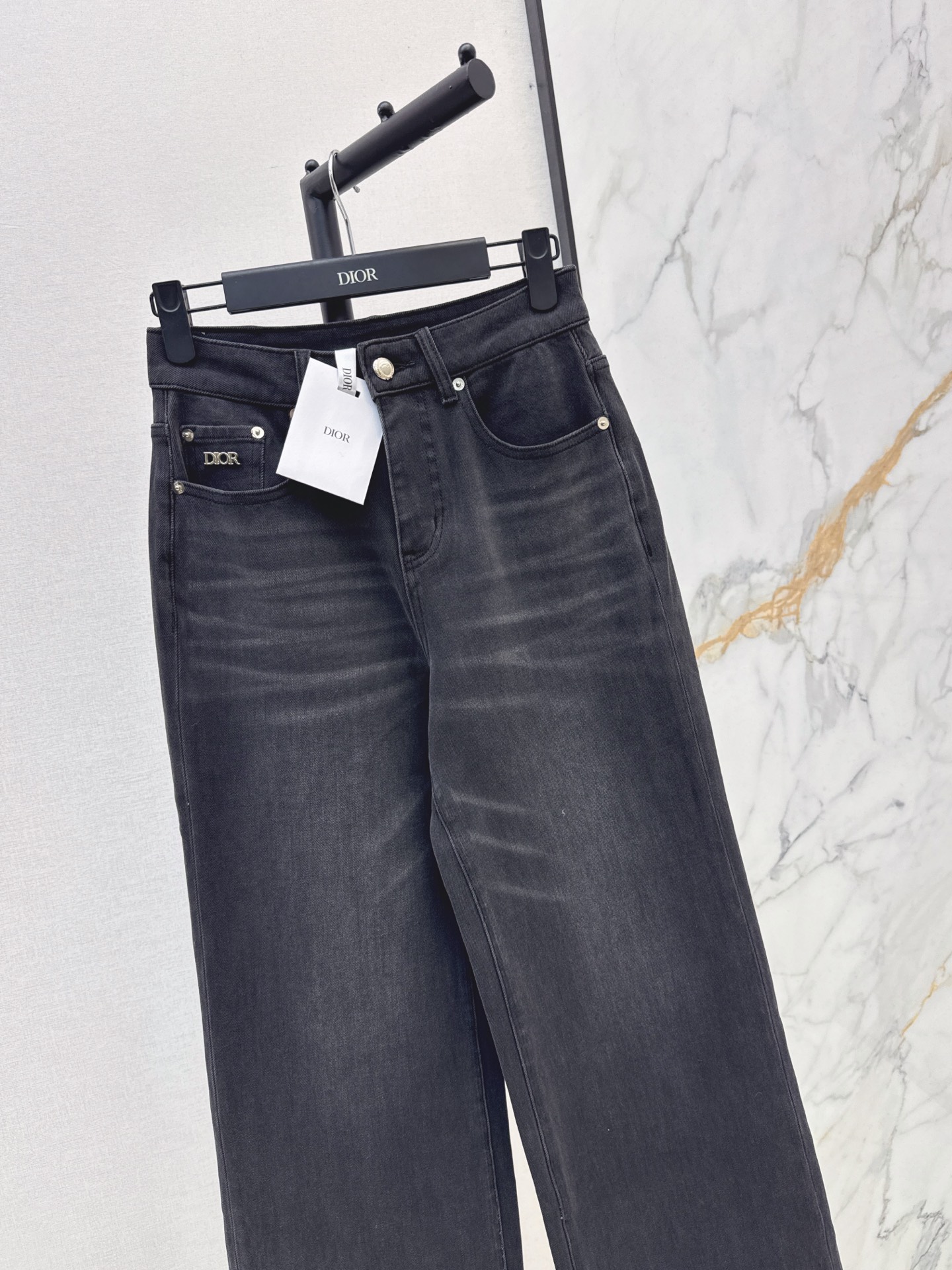 CD 26fw embroidery patch jeans