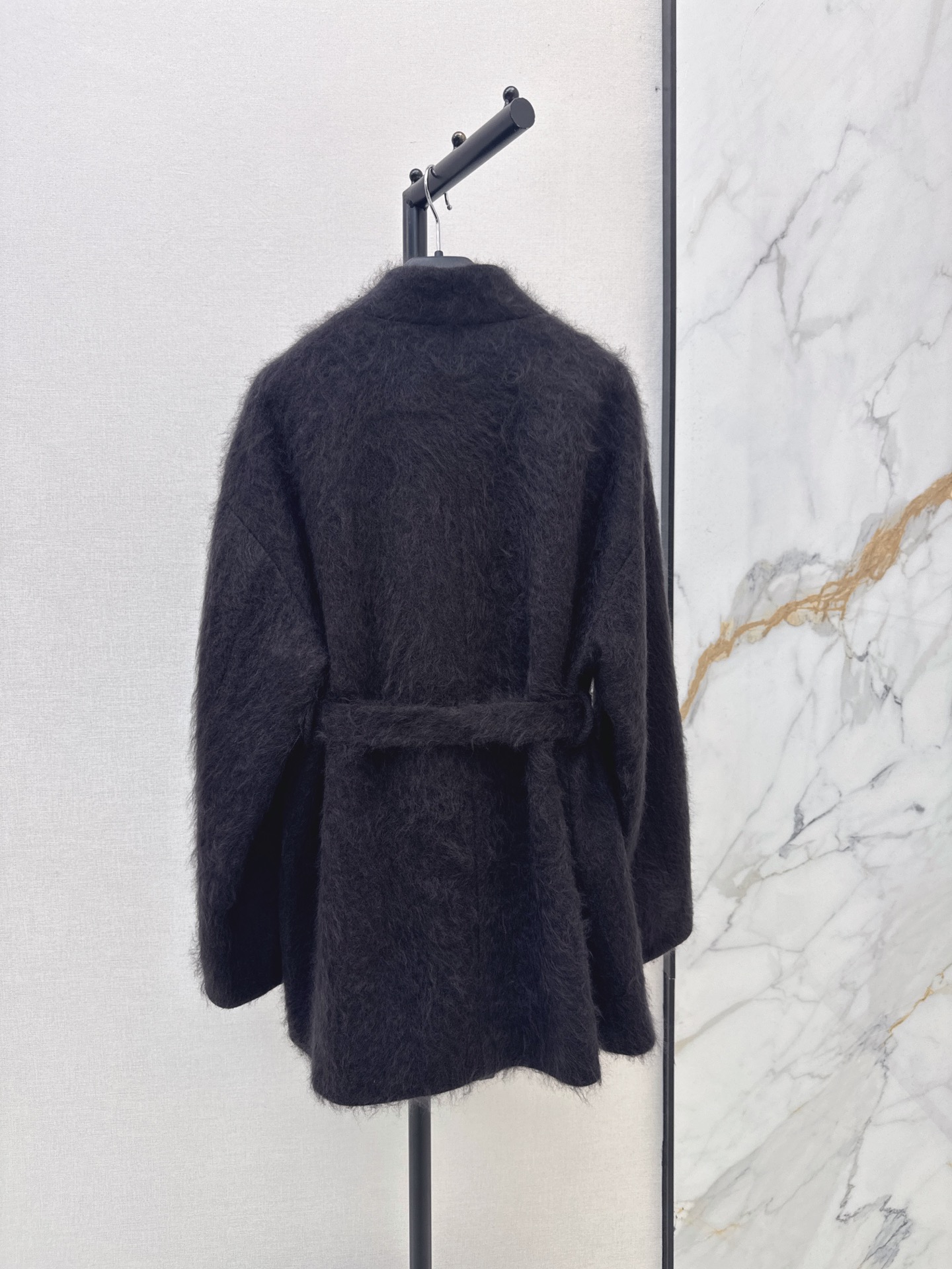 Max 26fw woolen belted jacket