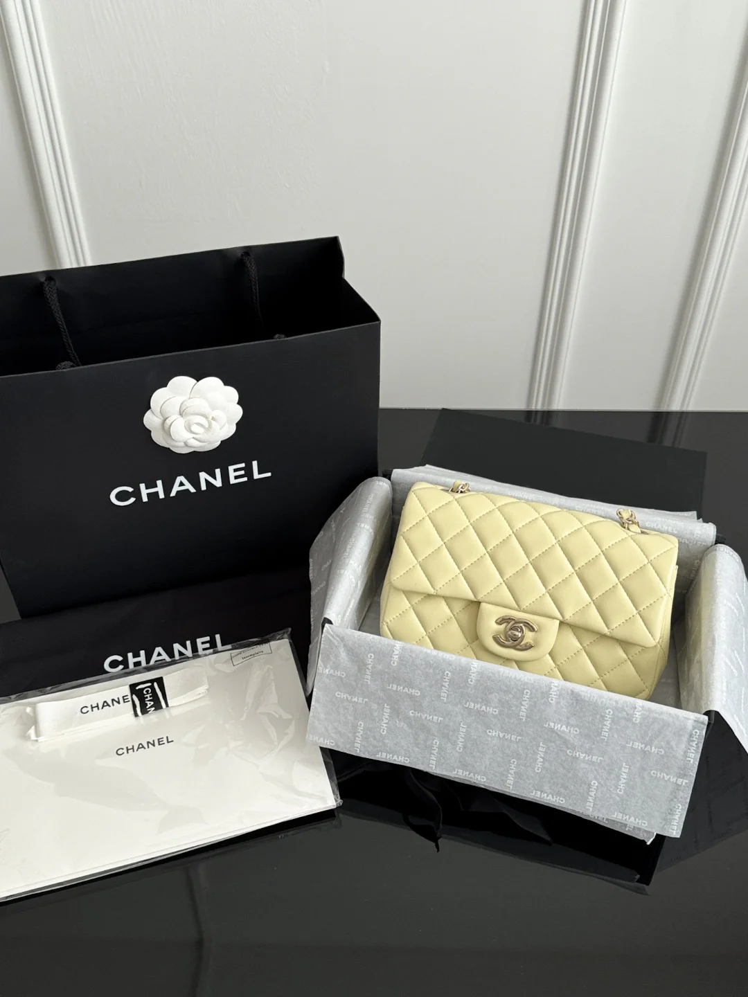 Chan cf20 chain shoulder bag
