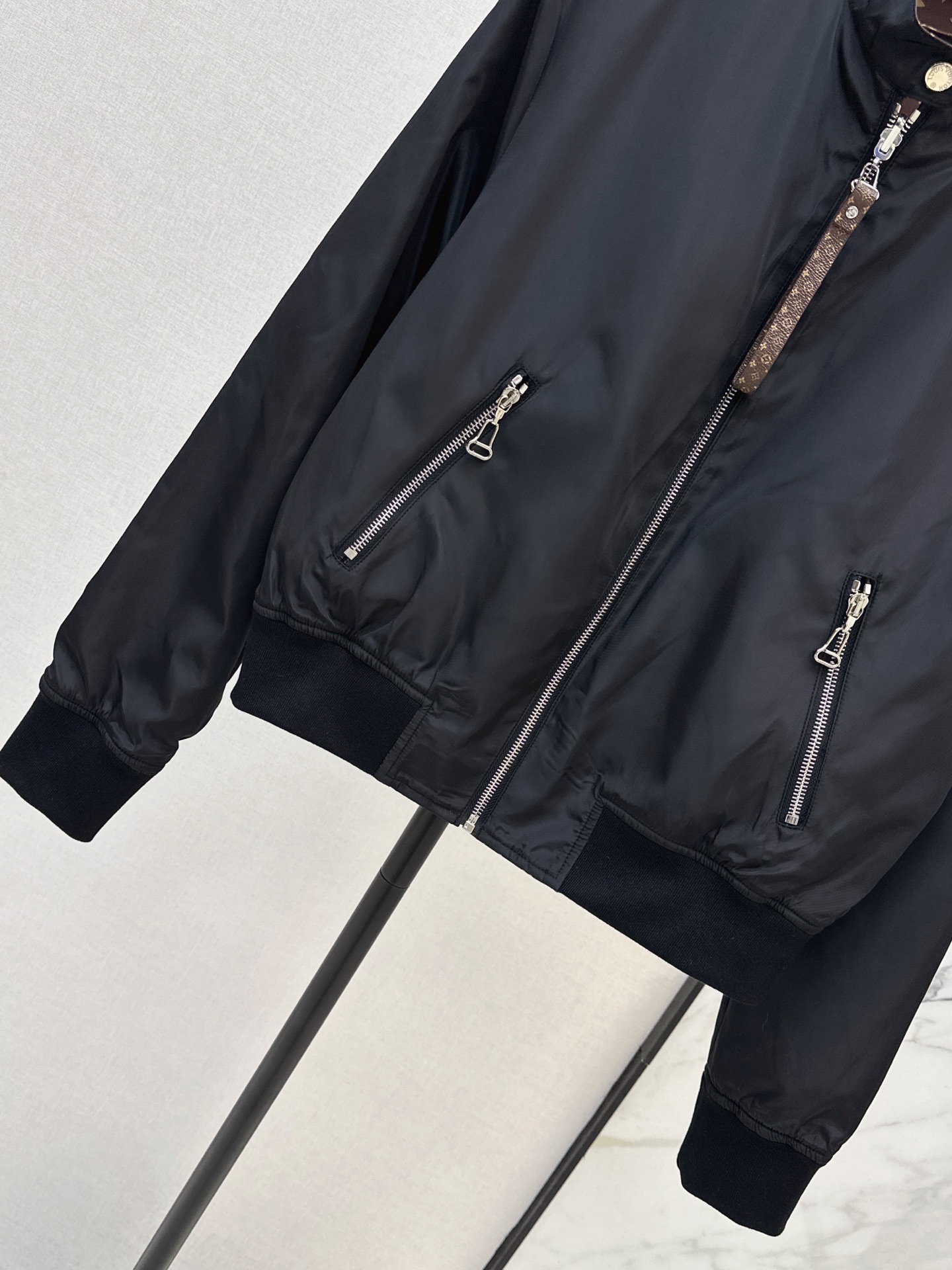 Loui 26fw reversible jacket