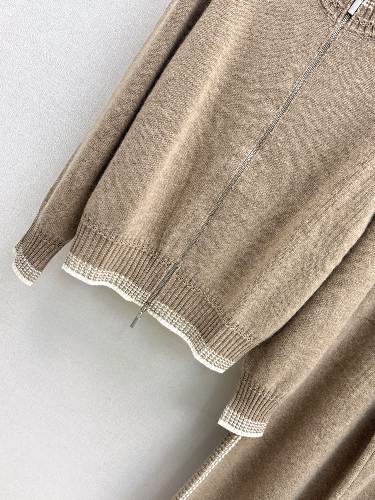 Brun 26fw cashmere cardigan pants set