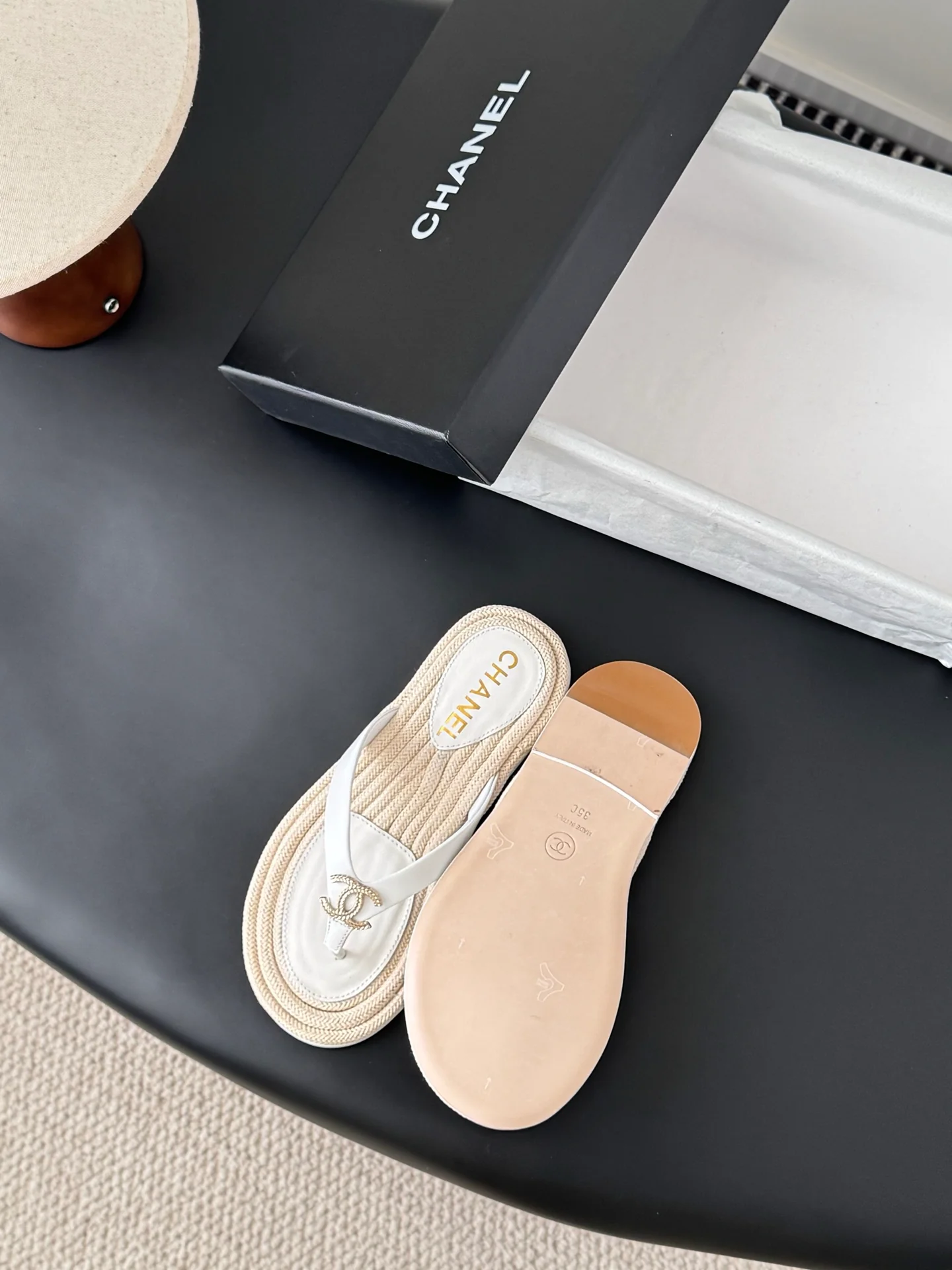 Chan 25K flip-flops
