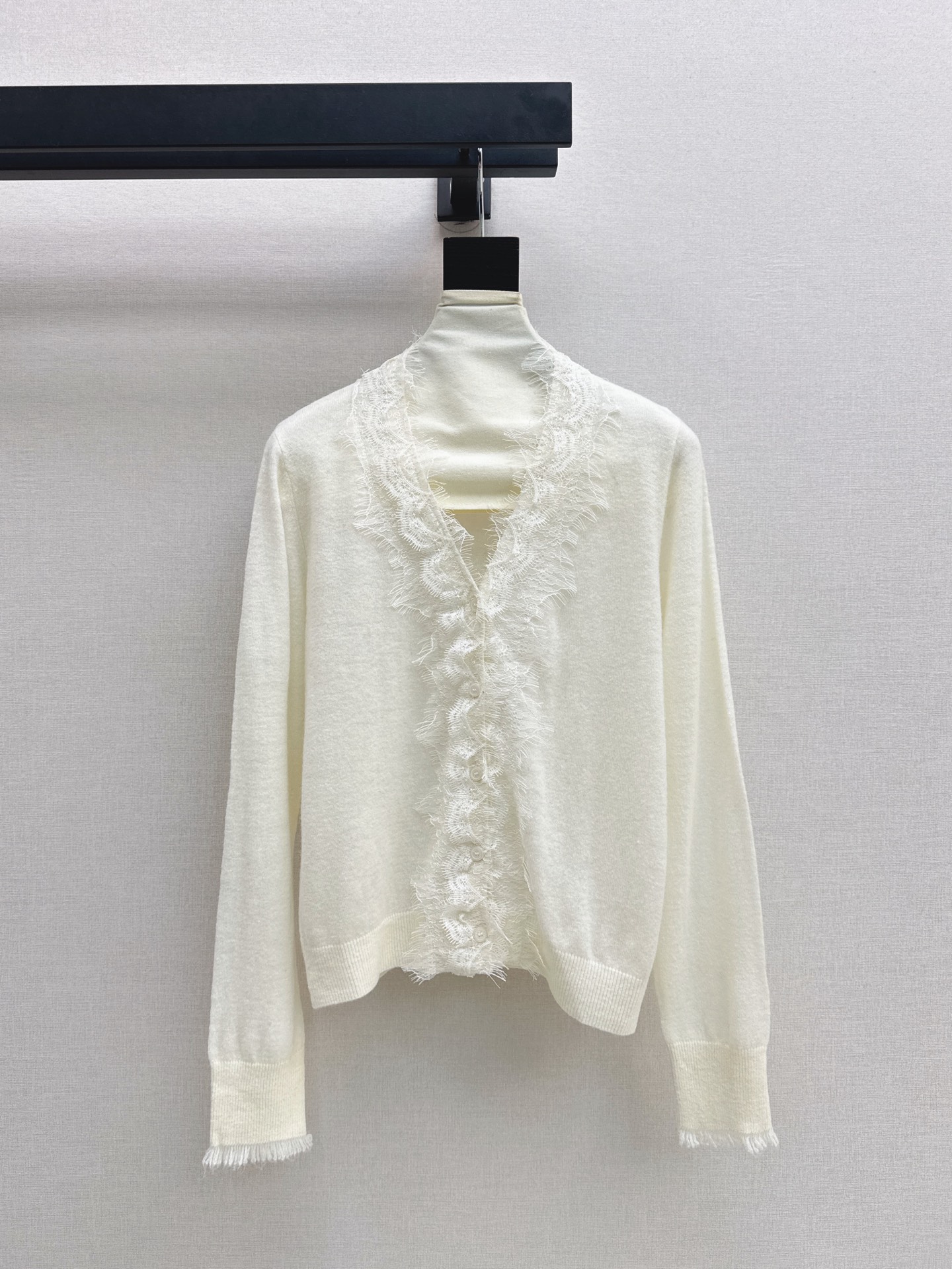 ES 26fw lace contract knit cardigan