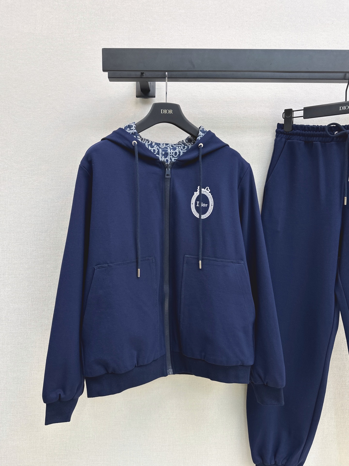 CD 26fw reversible hooded jacket pants sets