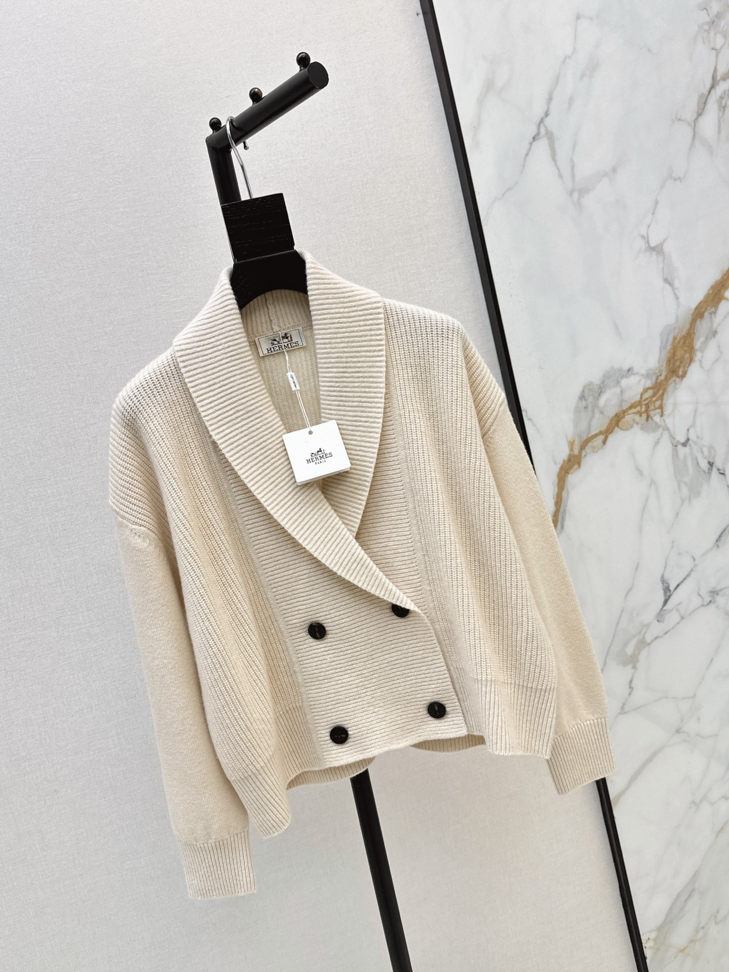 Her 26fw cashmere knit jacket