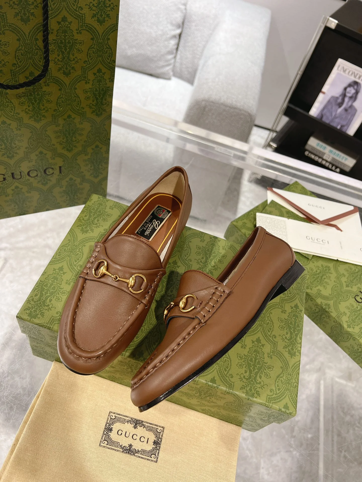 Gucc 25fw loafer shoes