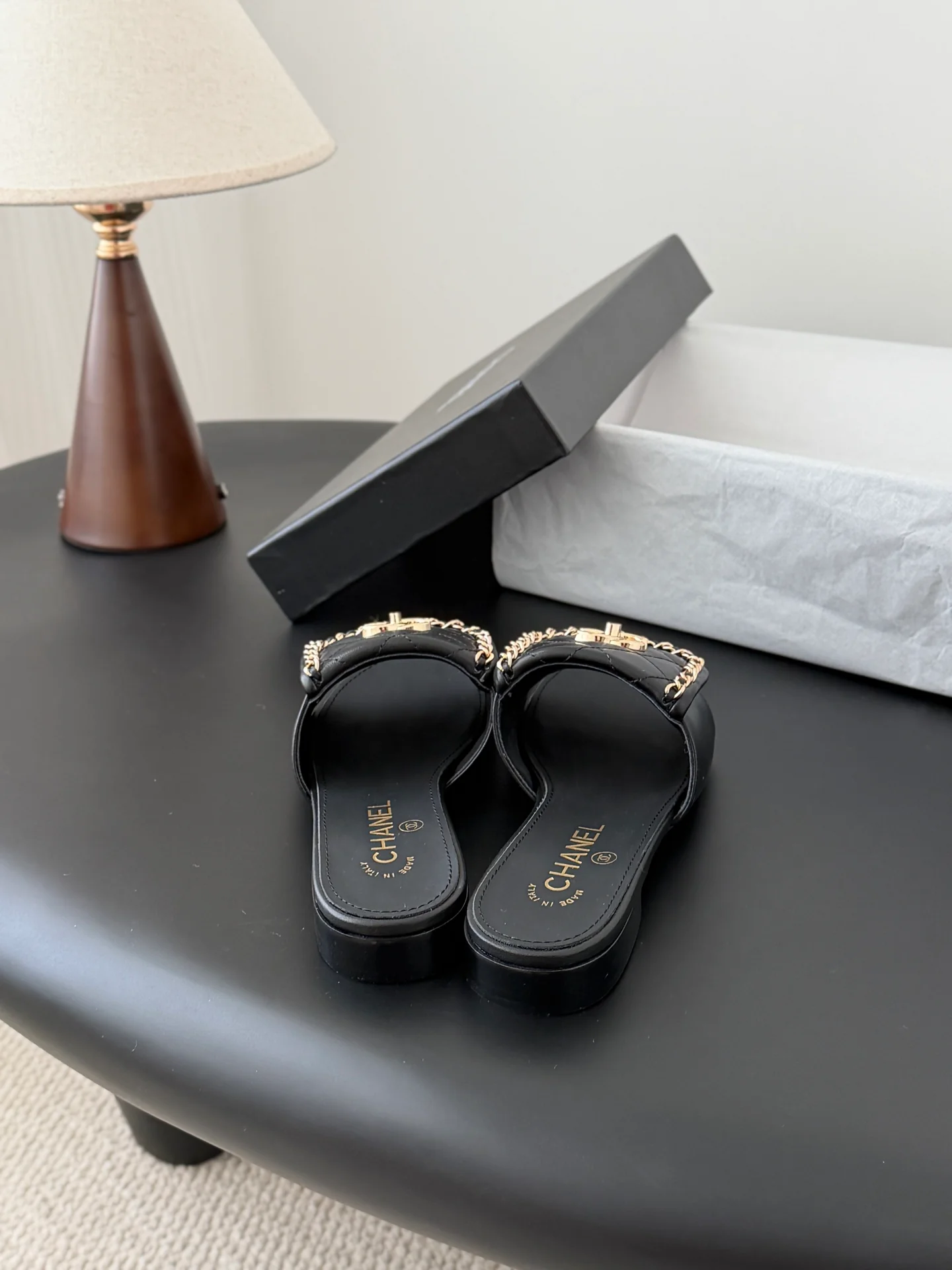 Chan 26ss sandals