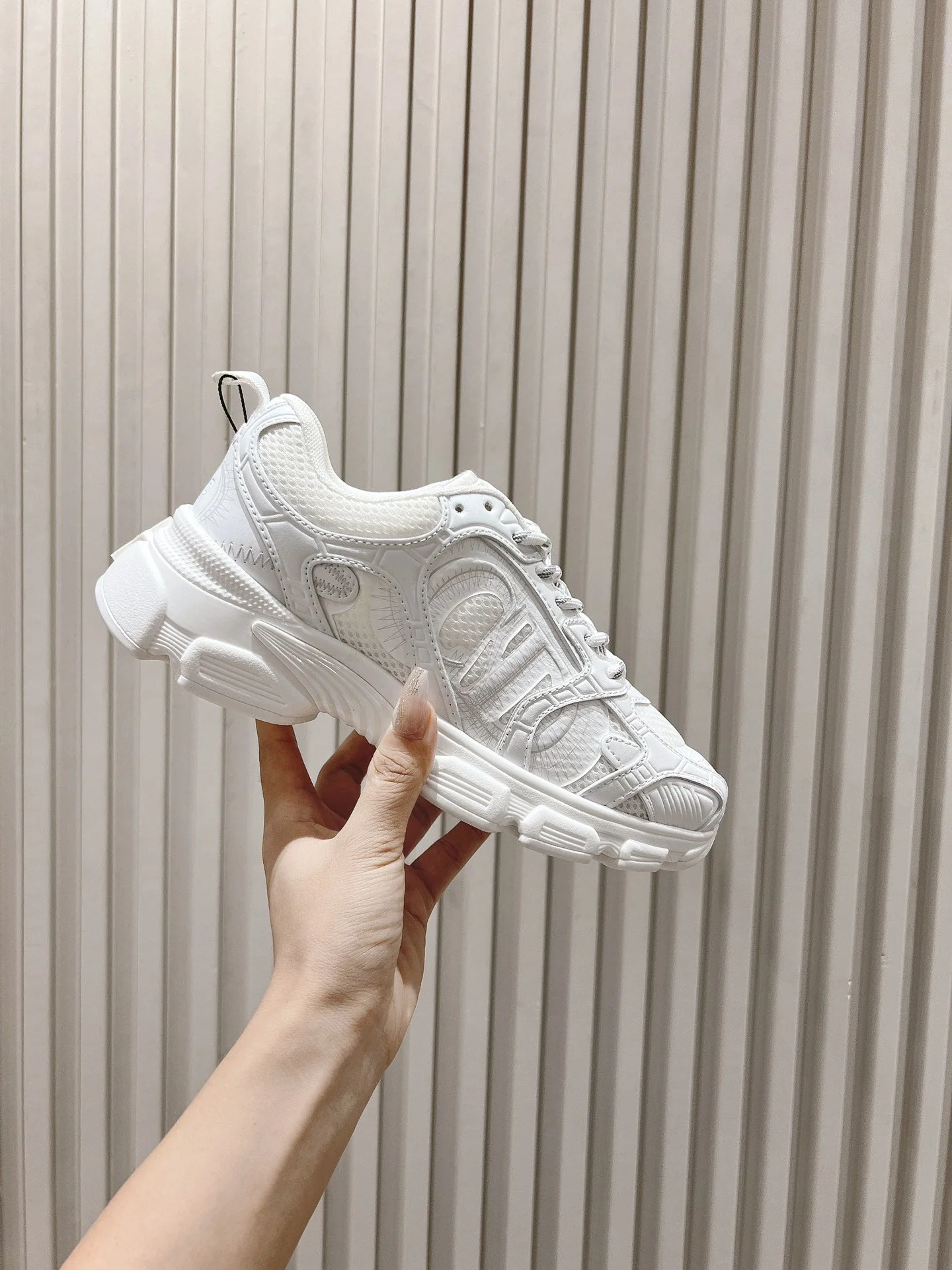 D chrono sneaker