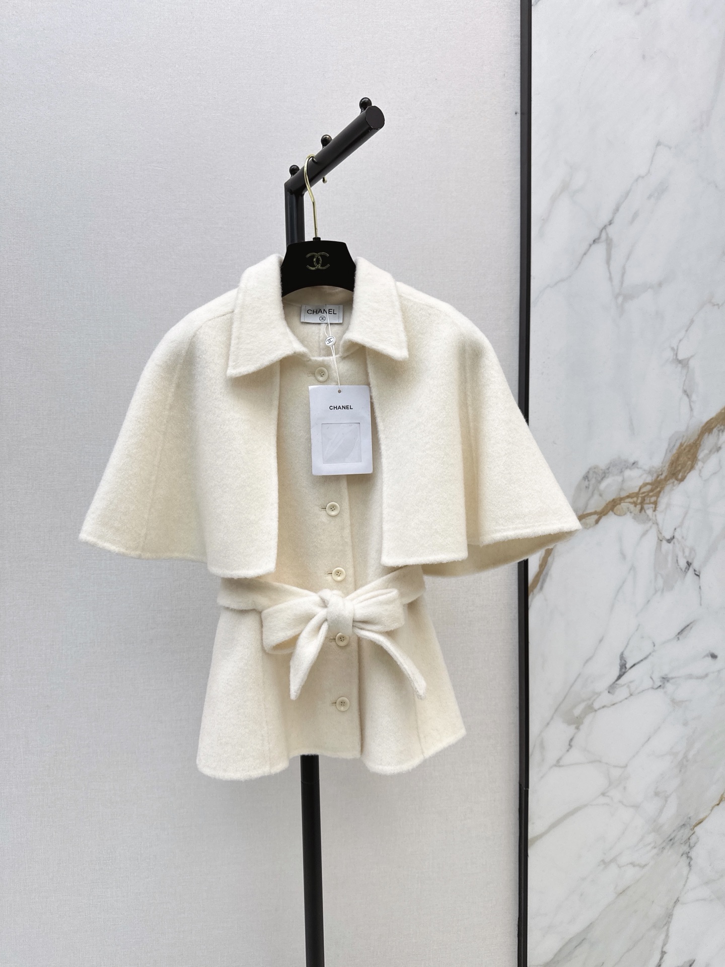 Chan 26fw woolen belted vest cape jacket sets