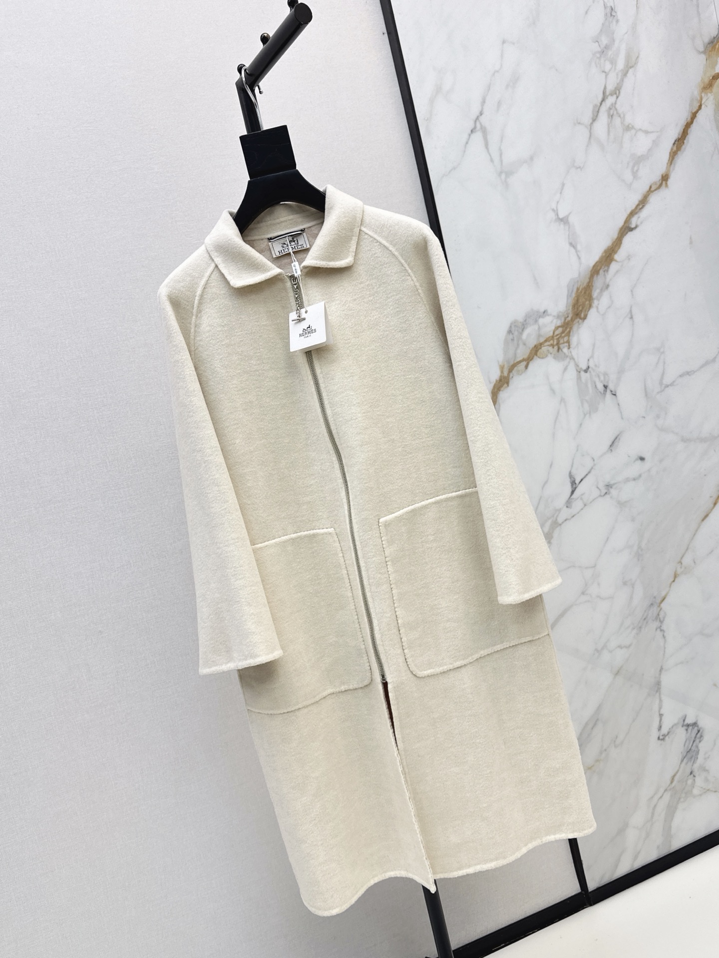 Her 26fw cashmere zip-up overcoats