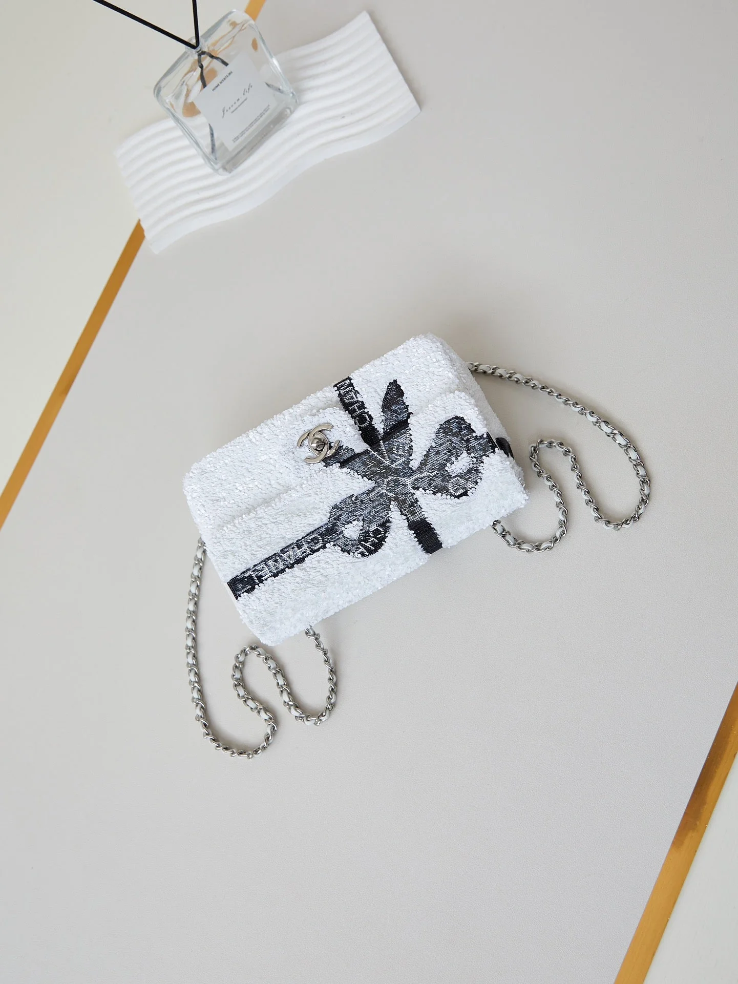 Chan shoulder bag