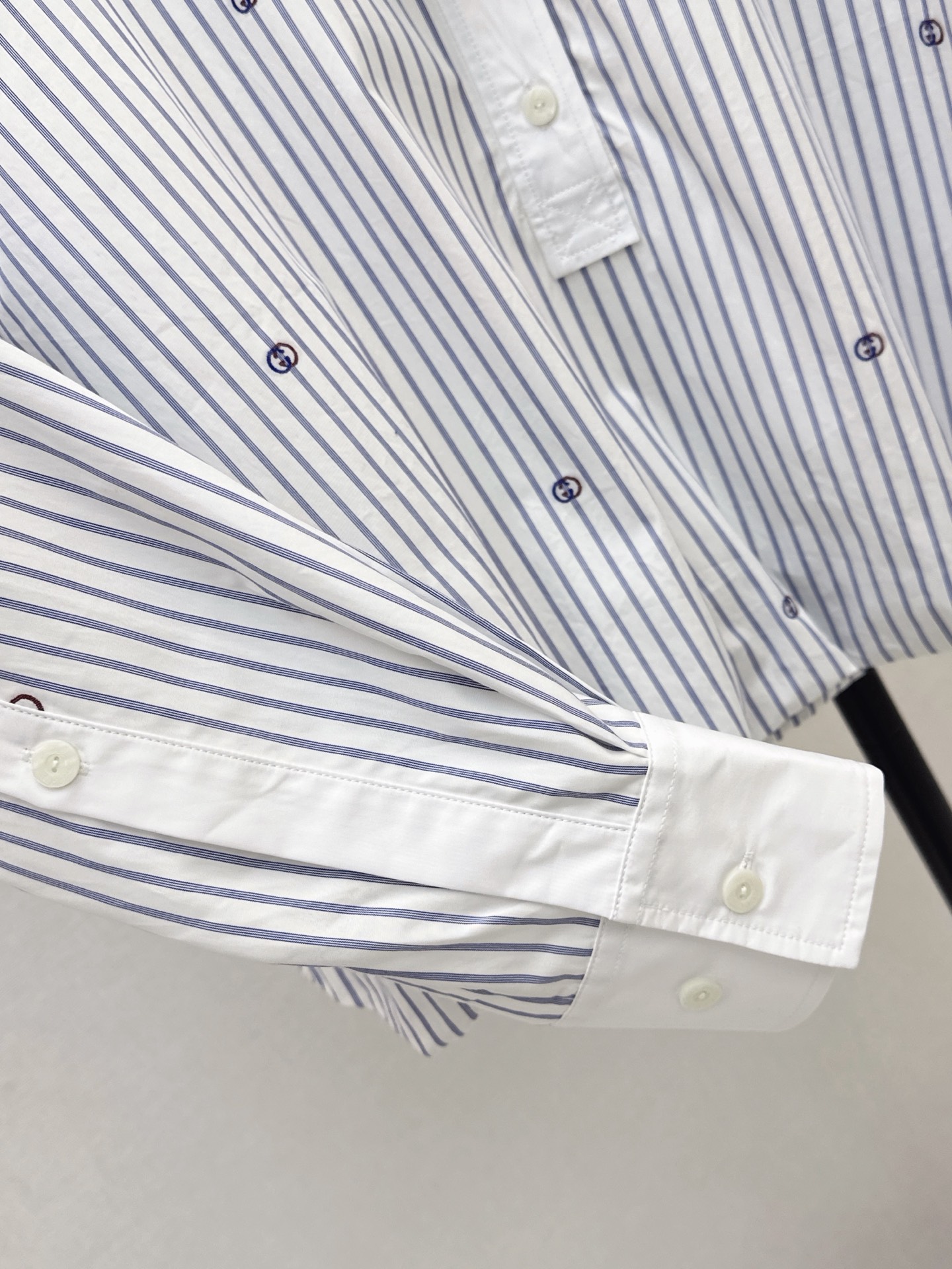 Guc 26fw stripe shirt