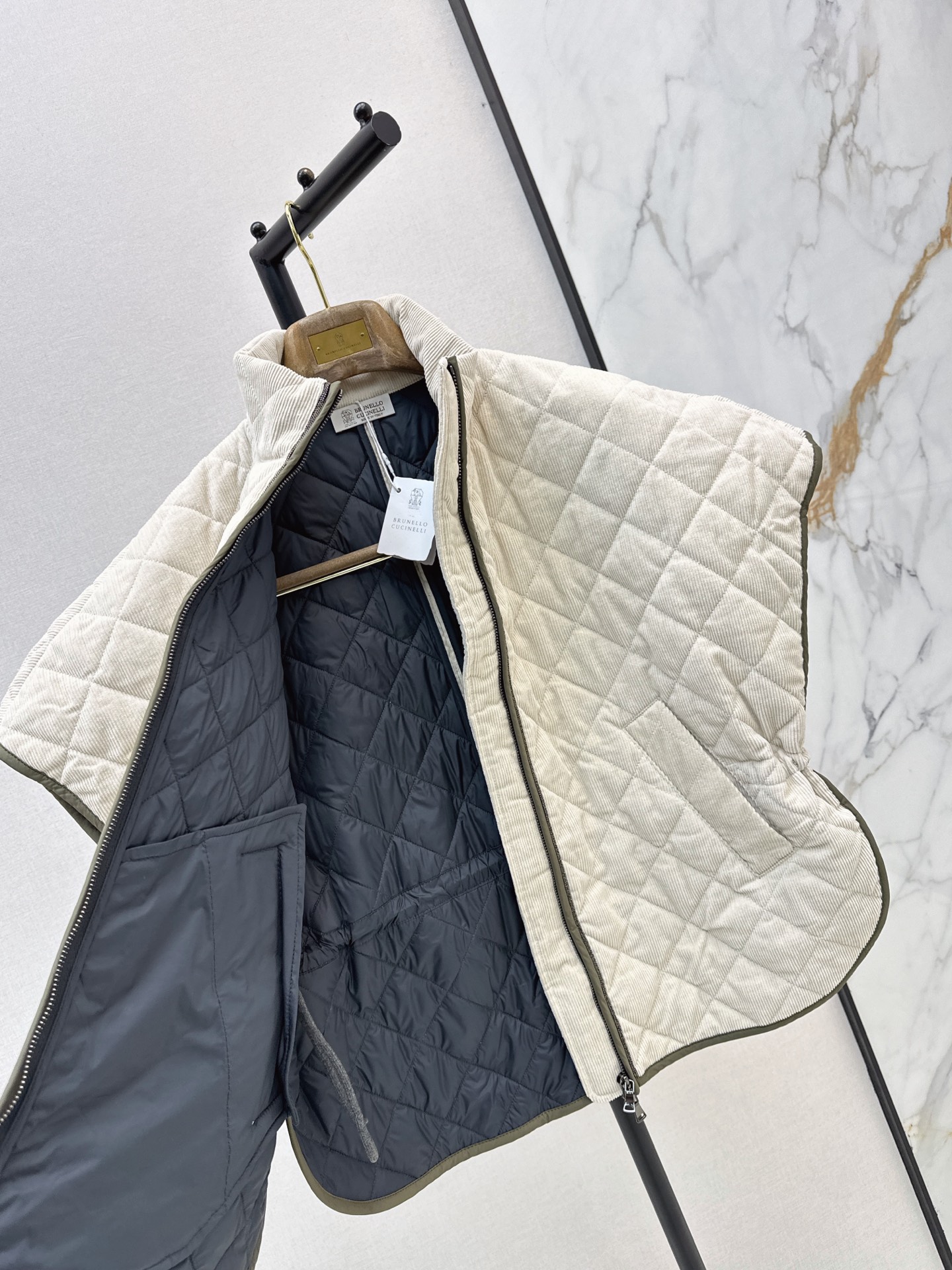 Brun 26fw coudroy padded vest jacket