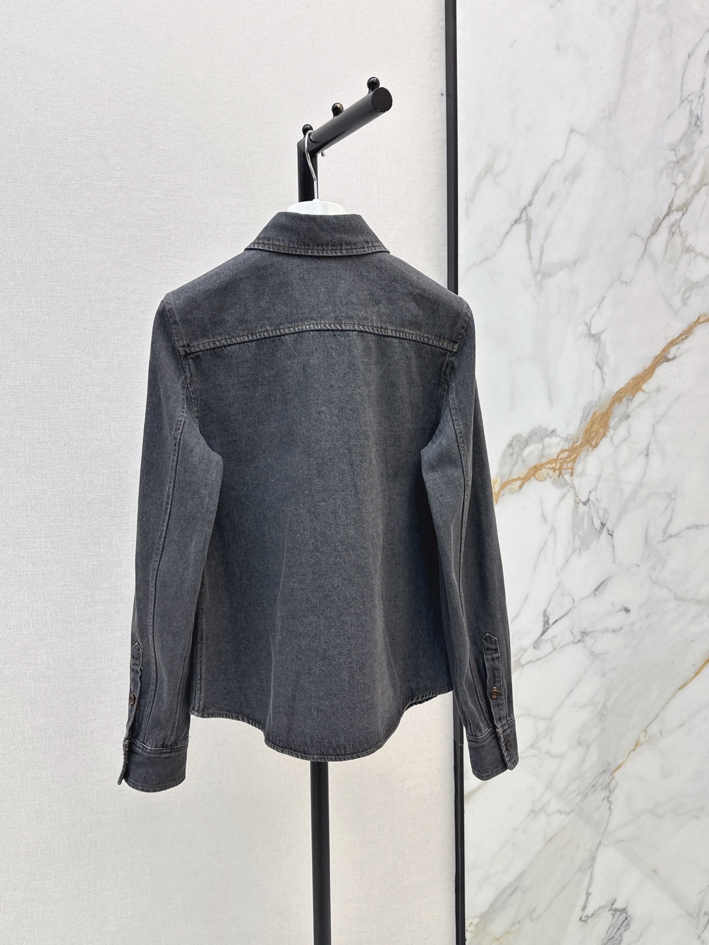 Loe 26fw denim shirt