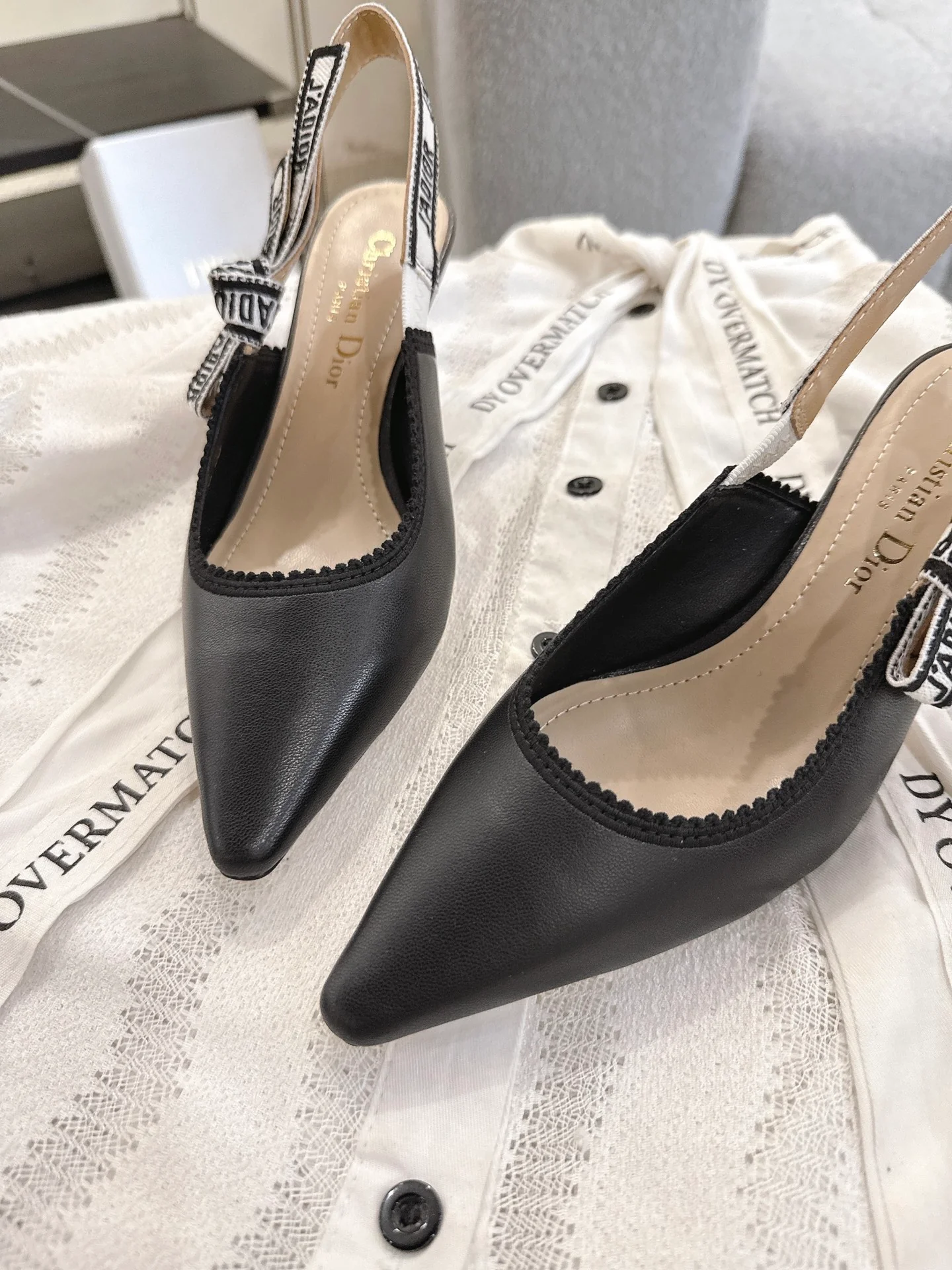 CD 25fw kitten slingback heels