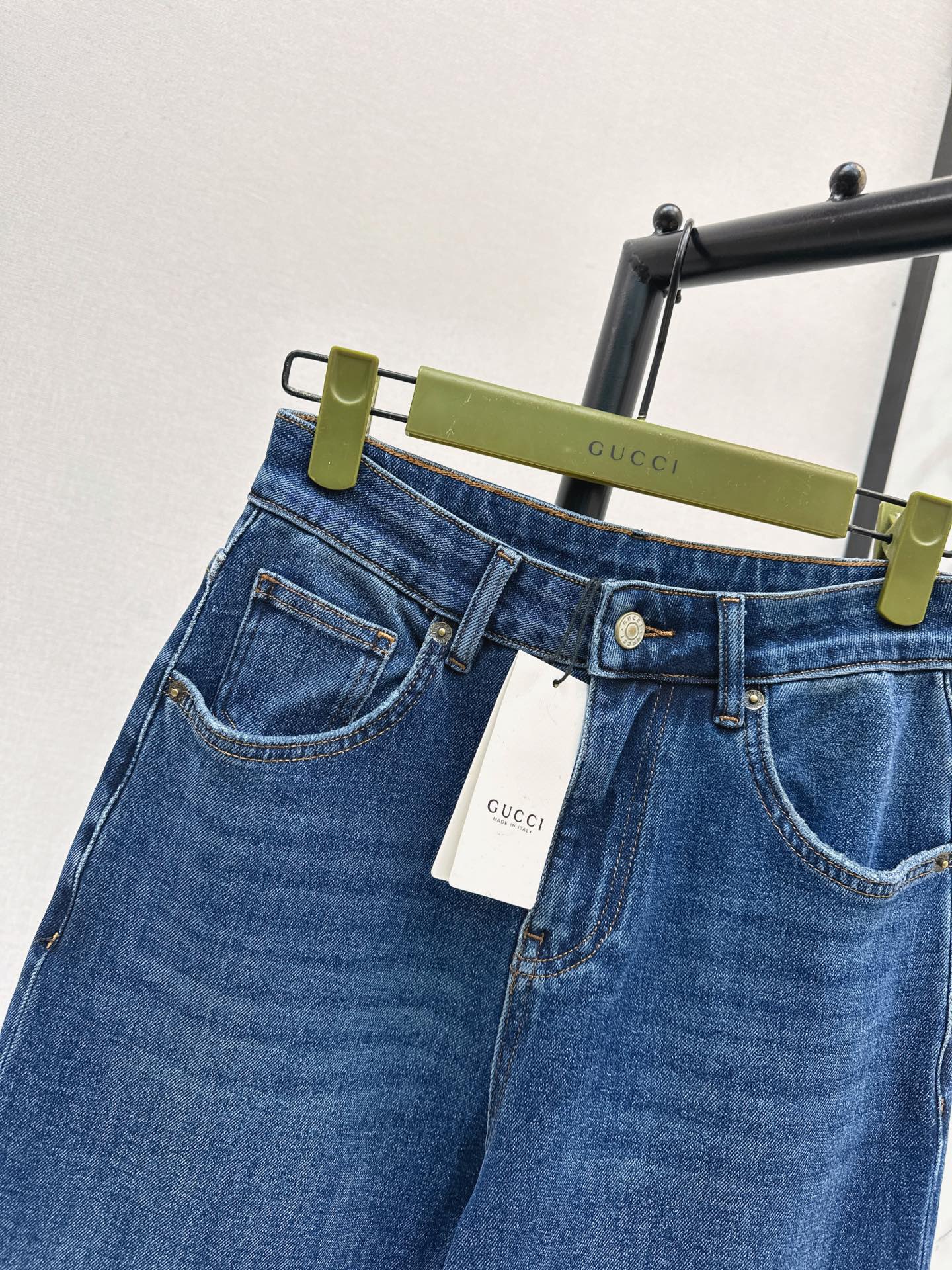 Guc 26fw straight-leg jeans