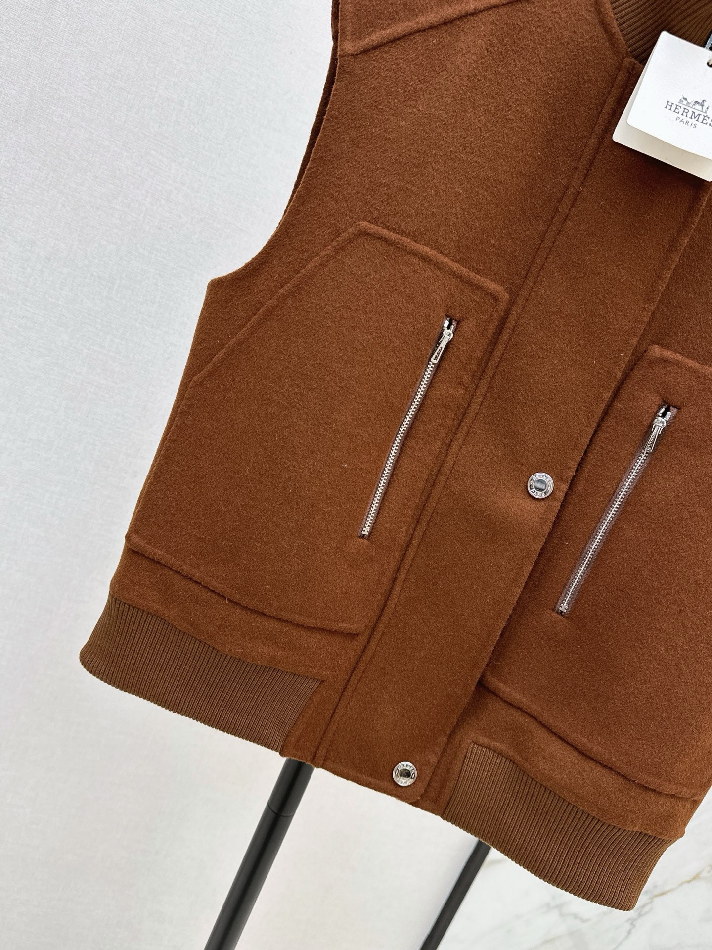 Her 26fw woolen vest jacket