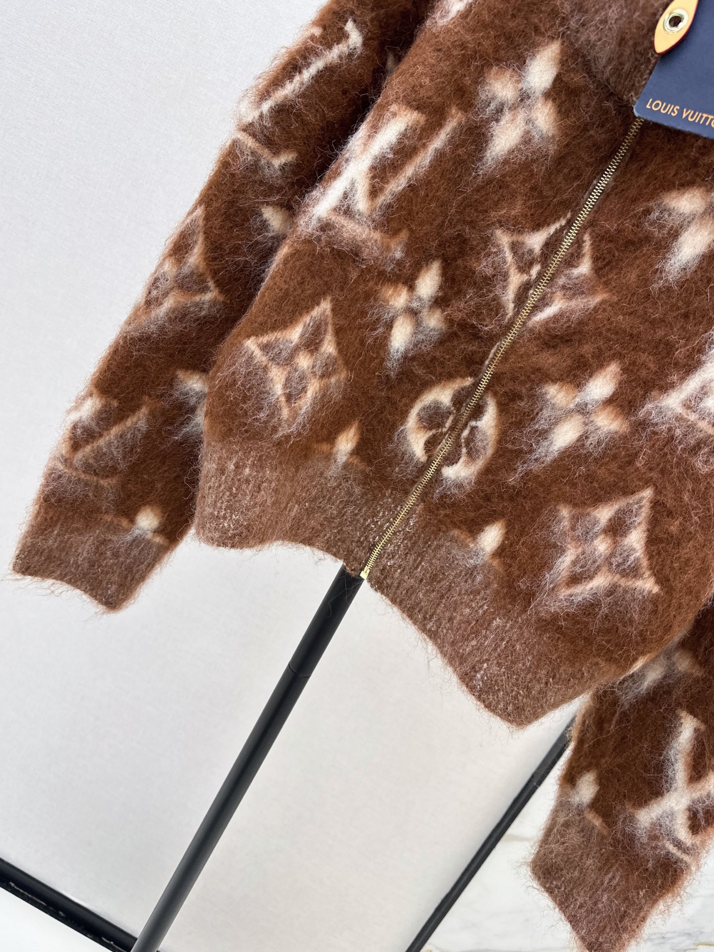 Loui 26fw jacquard zipper knit cardigan