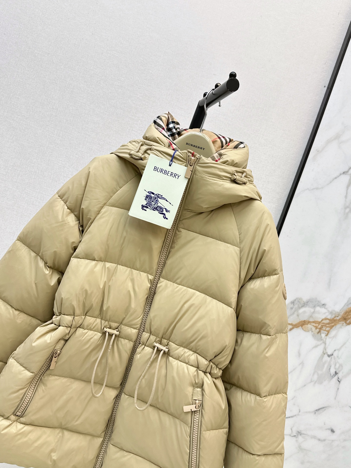 Bur 26fw hooded drawstring down jacket