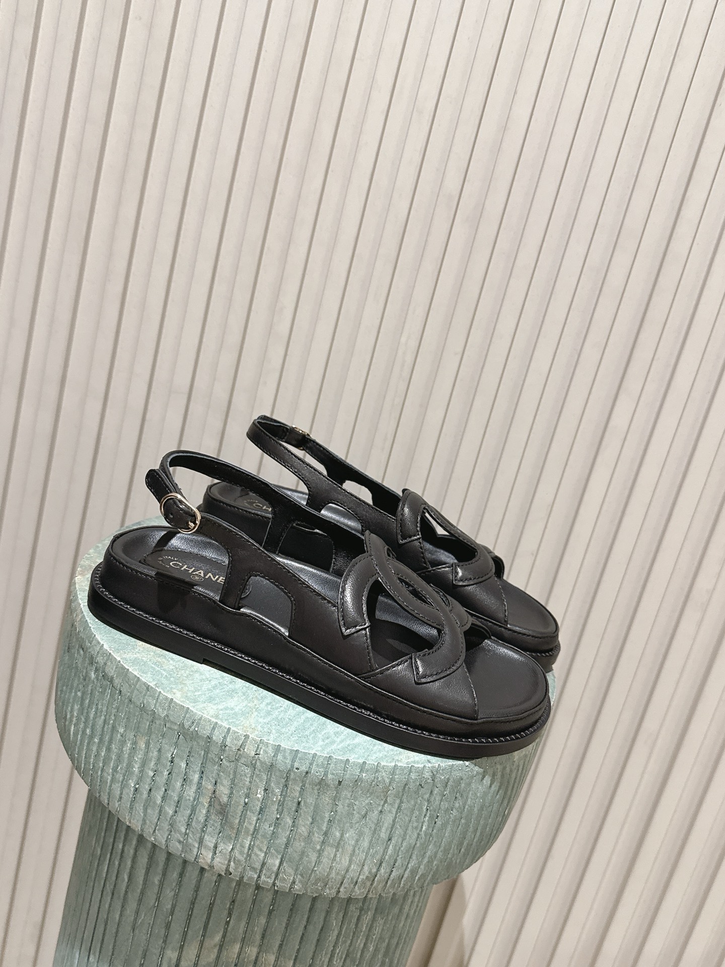 Chan 26fw sandals
