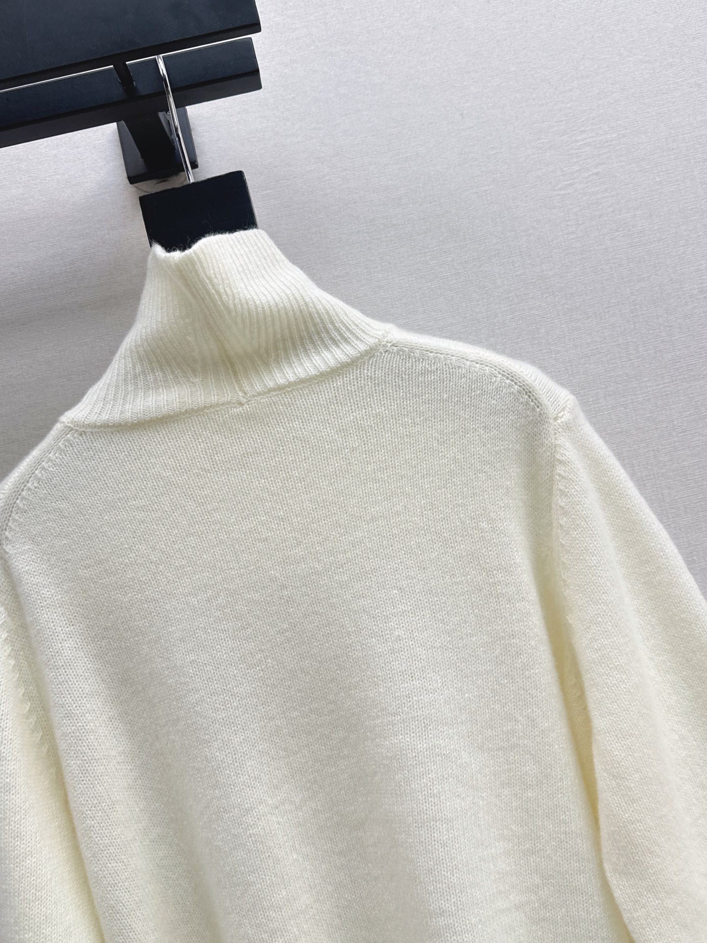 Row 26fw high neck knitwear