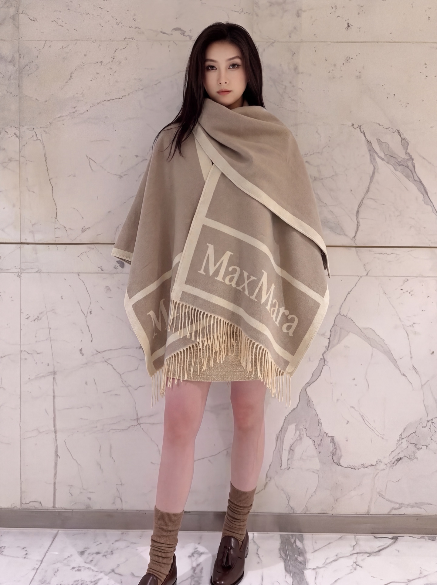 Max 26fw jacquard shawls