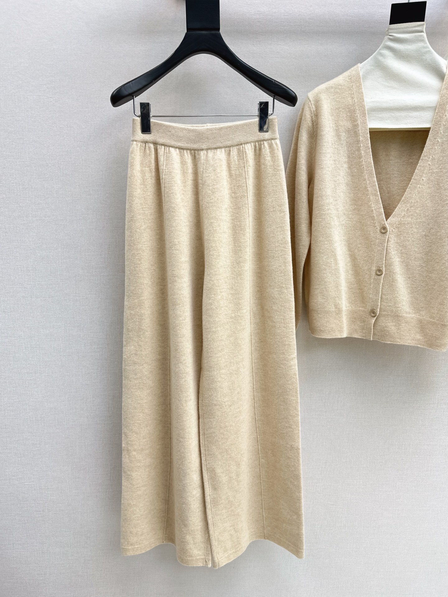 Brun 26fw knit vest cardigan pants sets