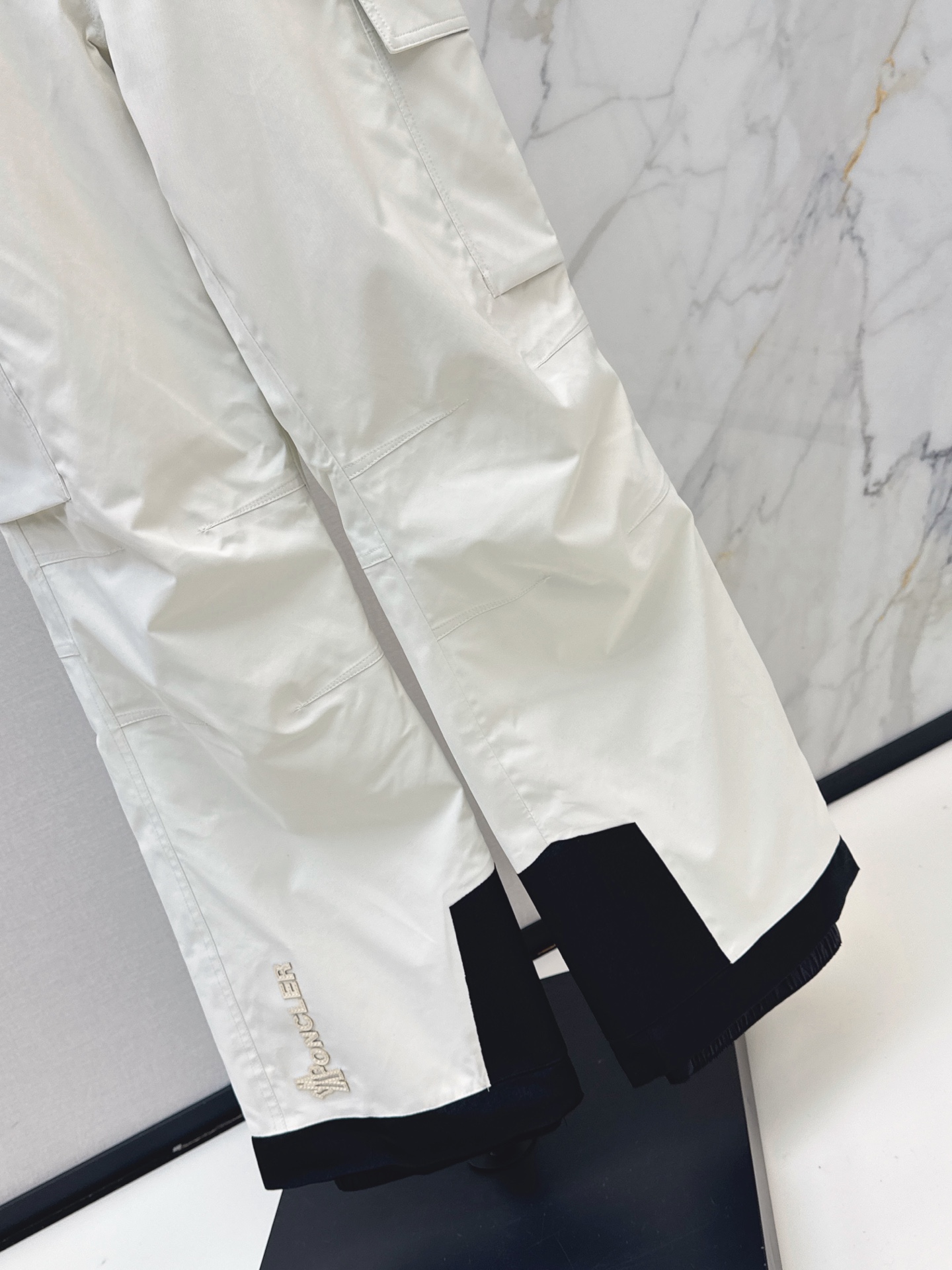 Monc 26fw ski down pants