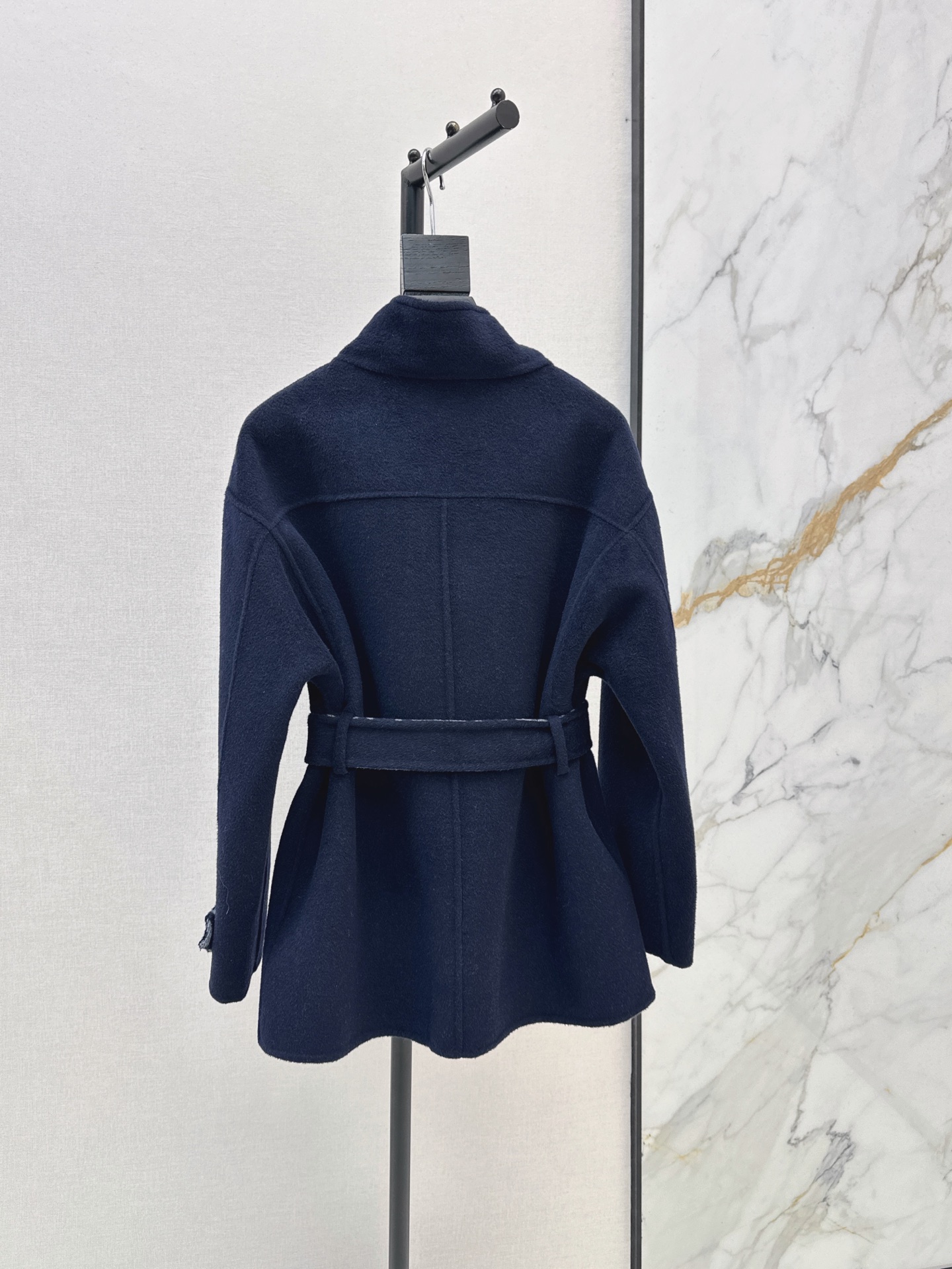 Her 26fw belted overcoats