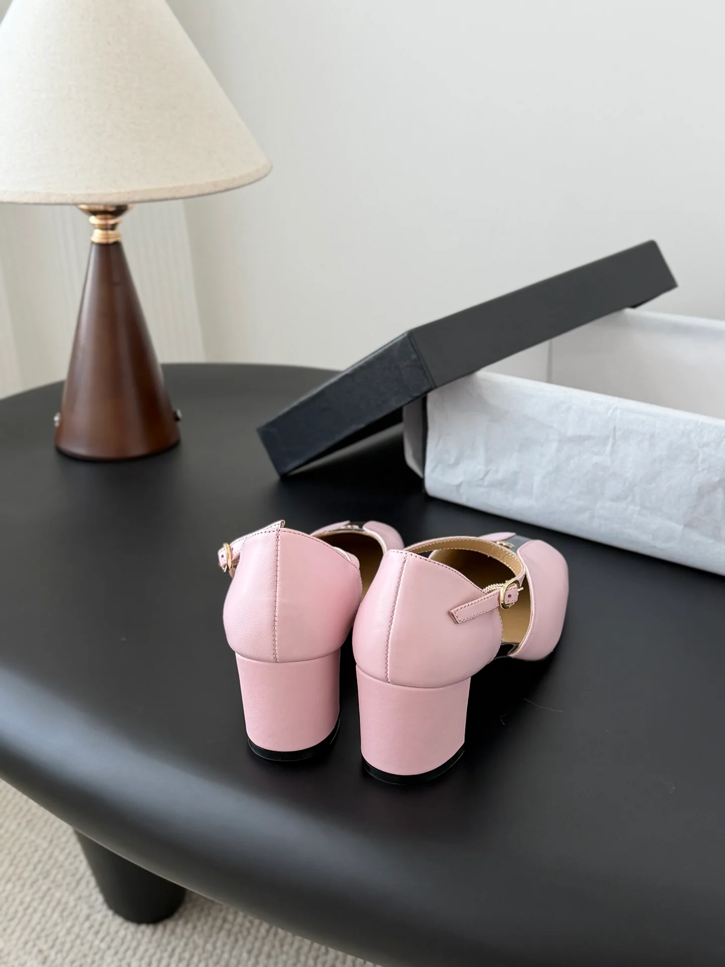 Chan 26ss chunky heels