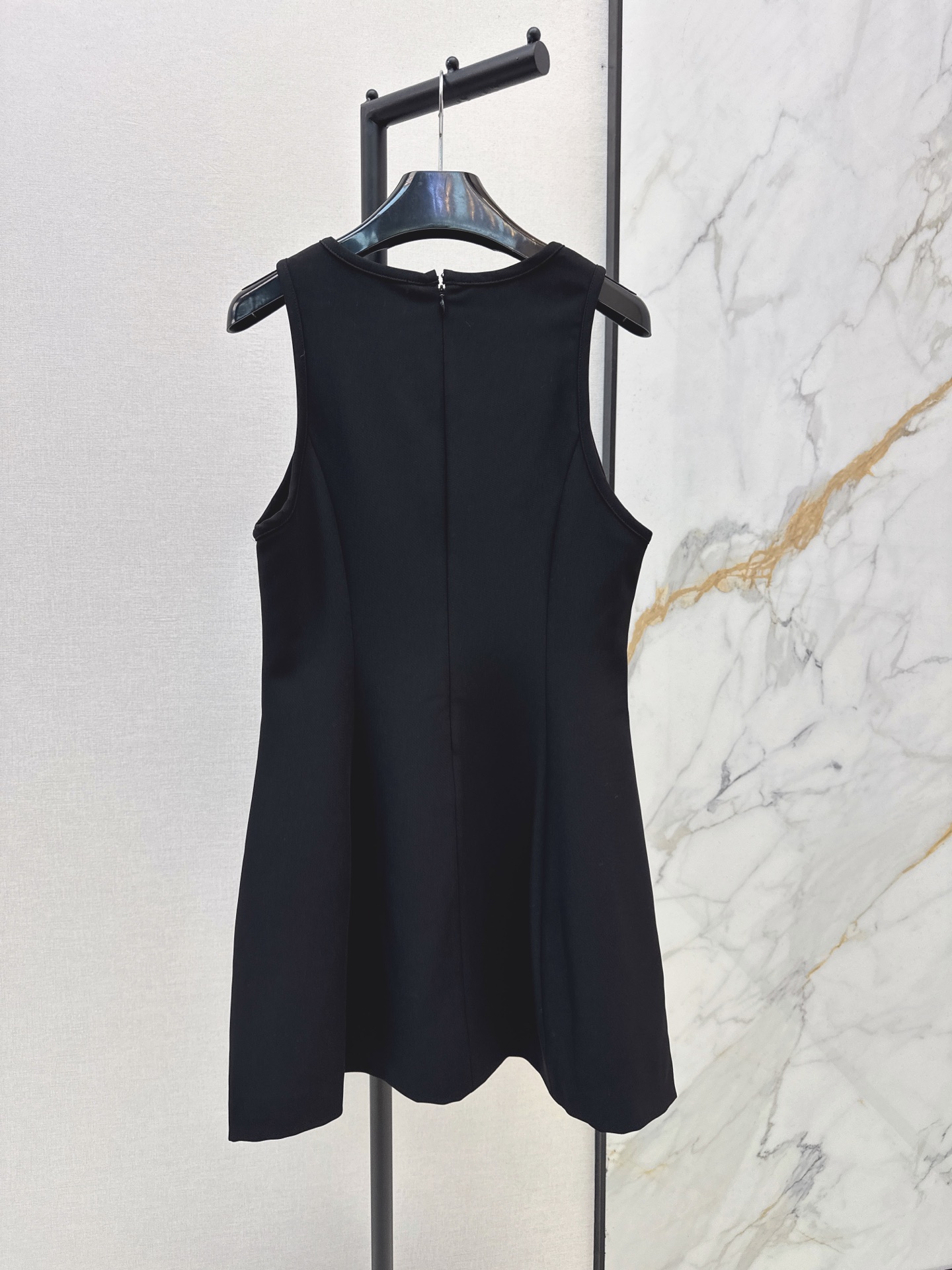 Celi 26fw sleeveless dress