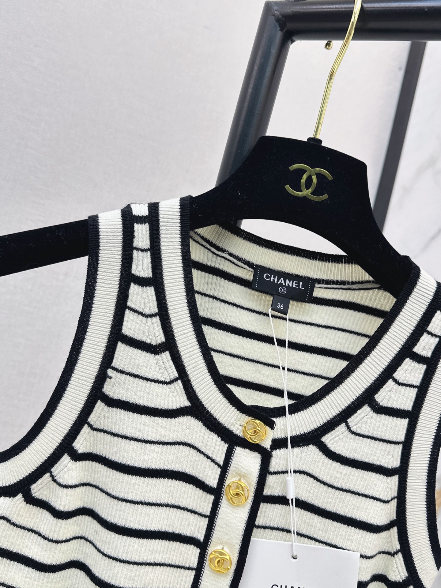 Chan 26fwstripe knit vest