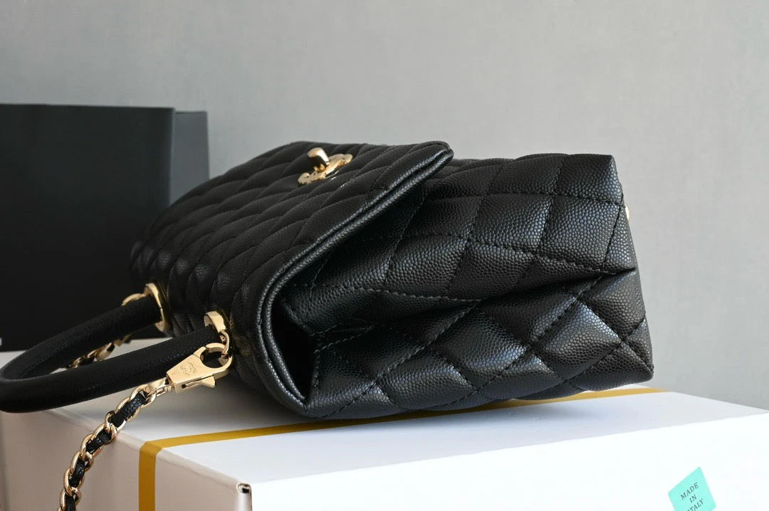 Ch handle bag