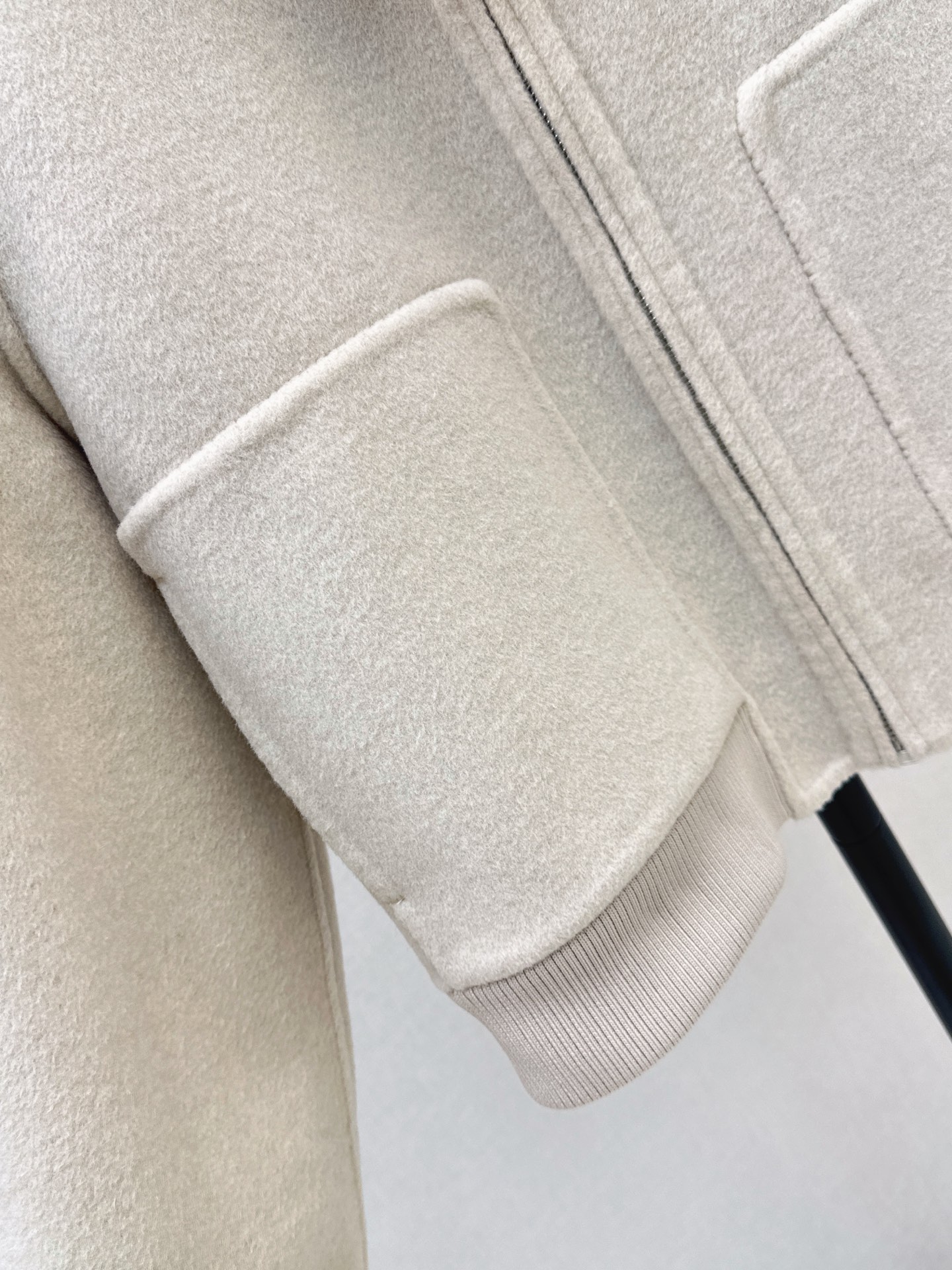 Her 26fw cropped jacket