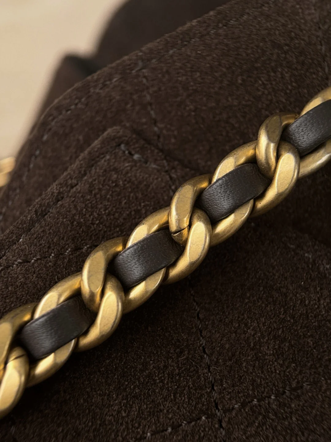 Chan 26C hobo bag