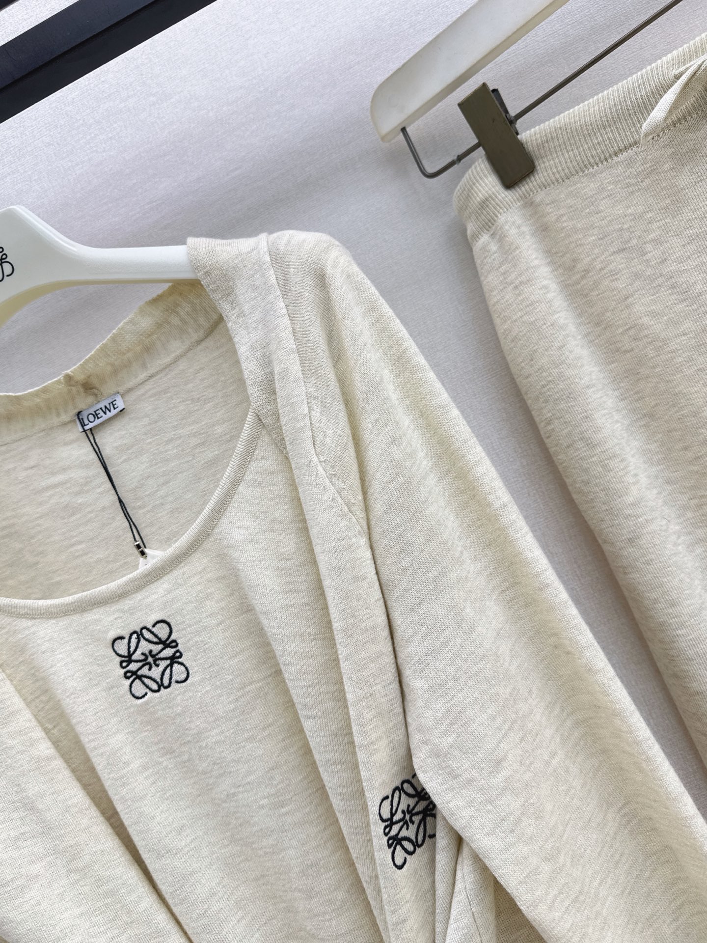Loe 26fw knit vest cardigan skirt sets