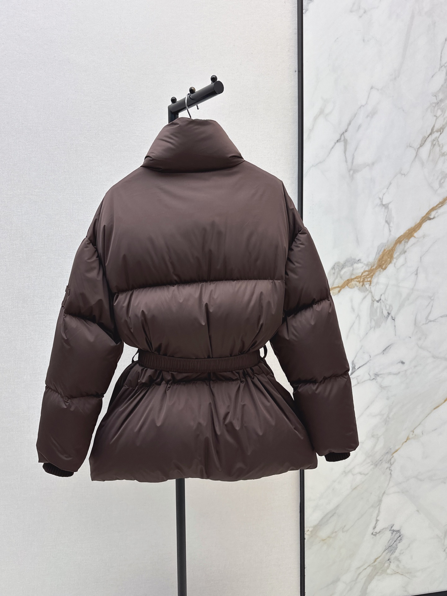 Celi 26fw belted down jacket