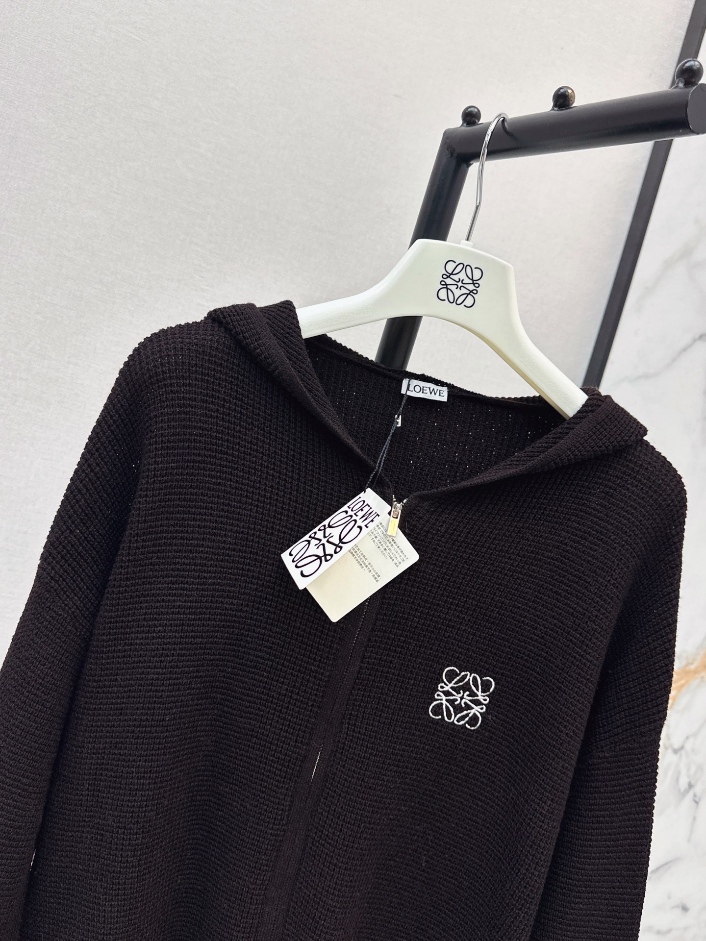 Loe 26fw hooded knit jacket