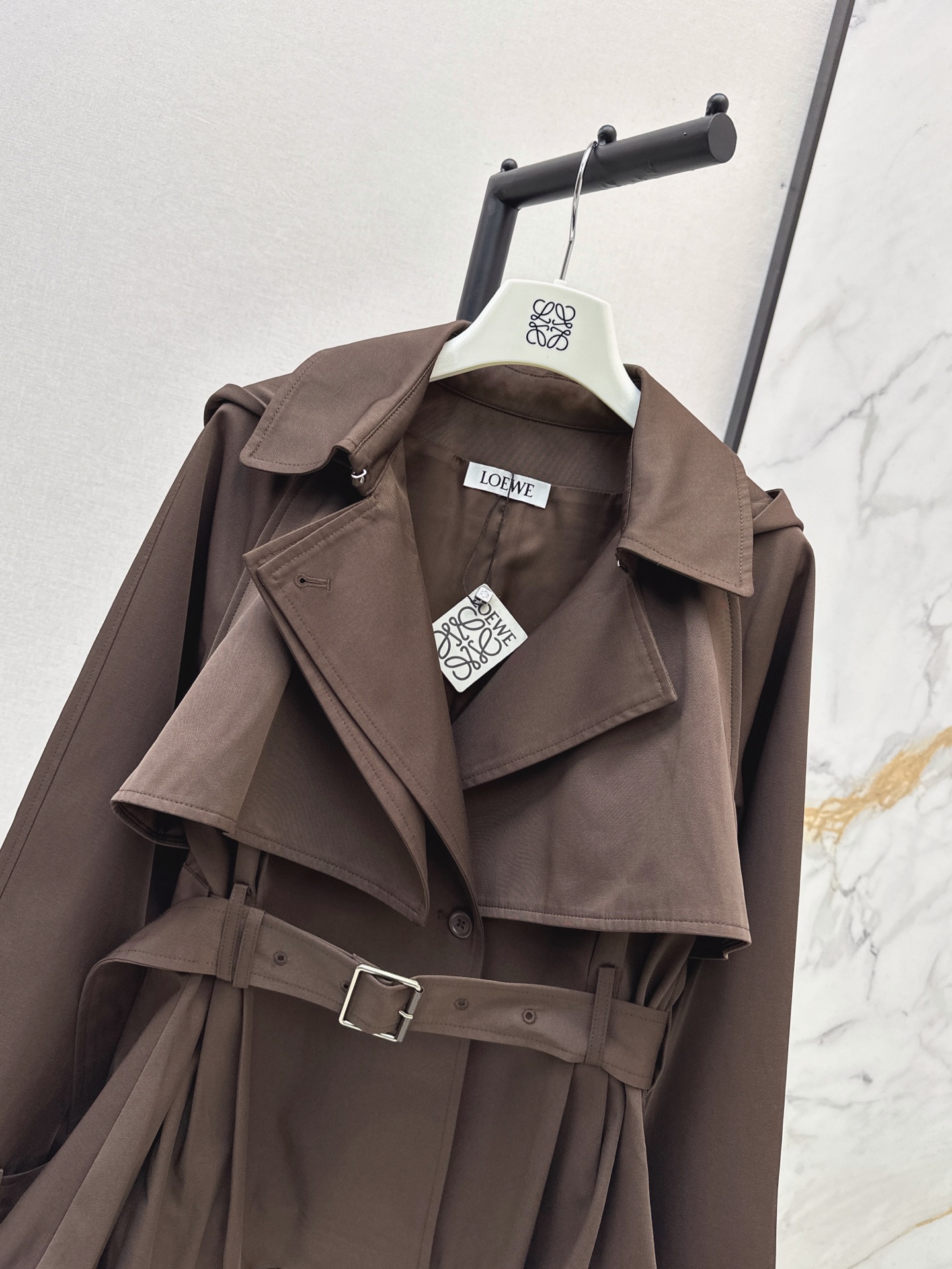 Loe 26fw hooded trench coats