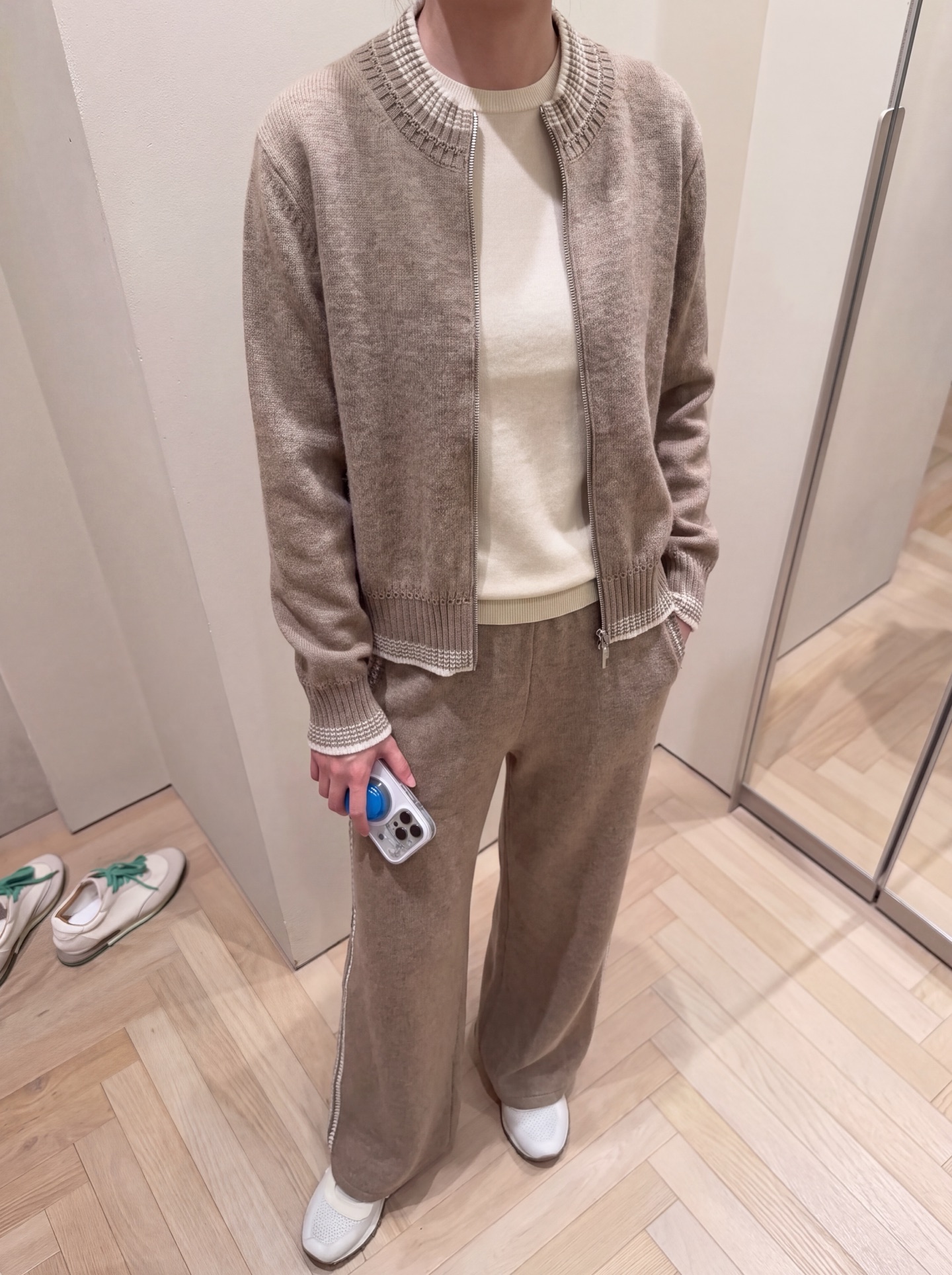 Brun 26fw cashmere cardigan pants set