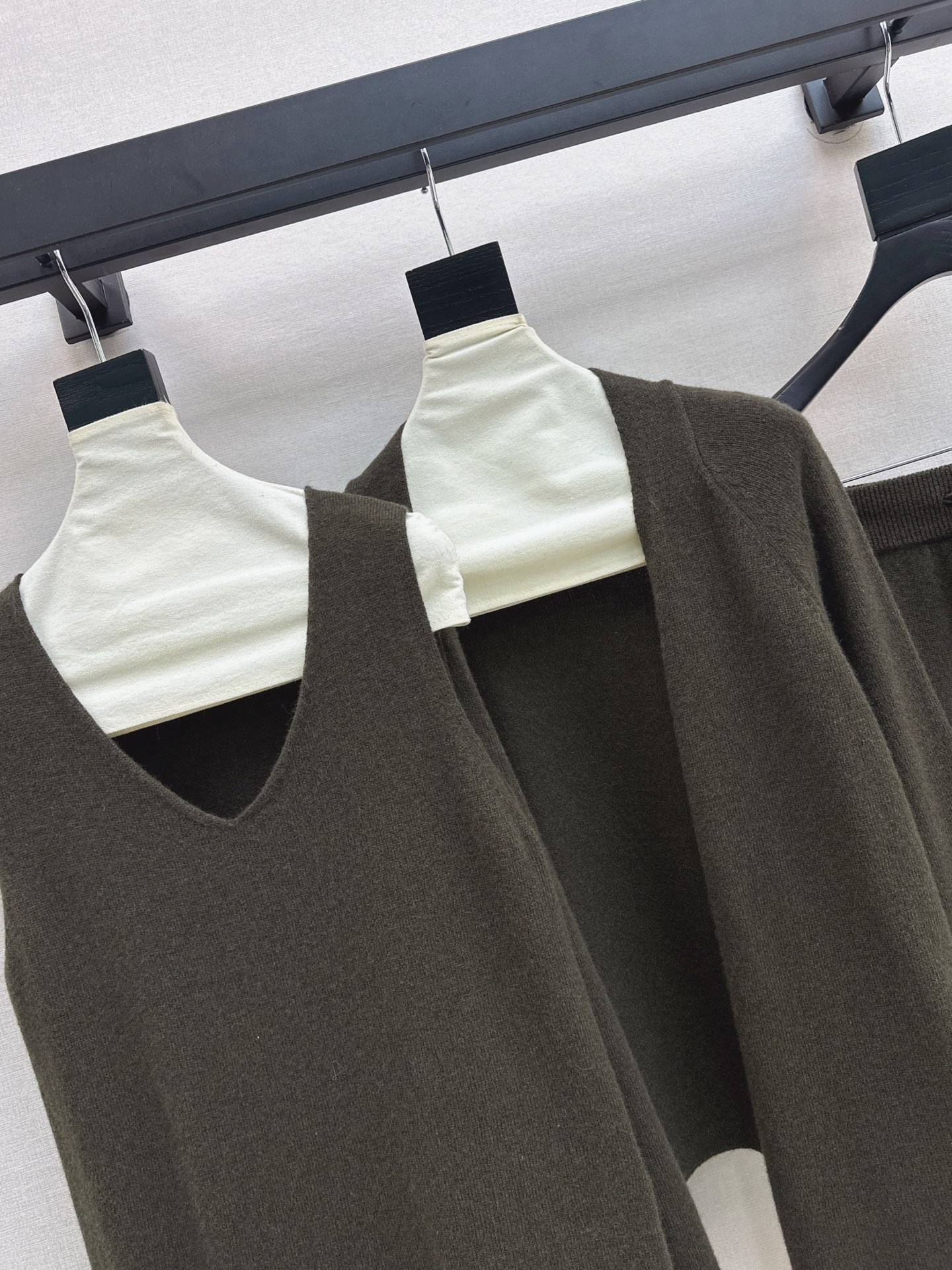 Max 26fw wool knit vest cardigan skirt sets