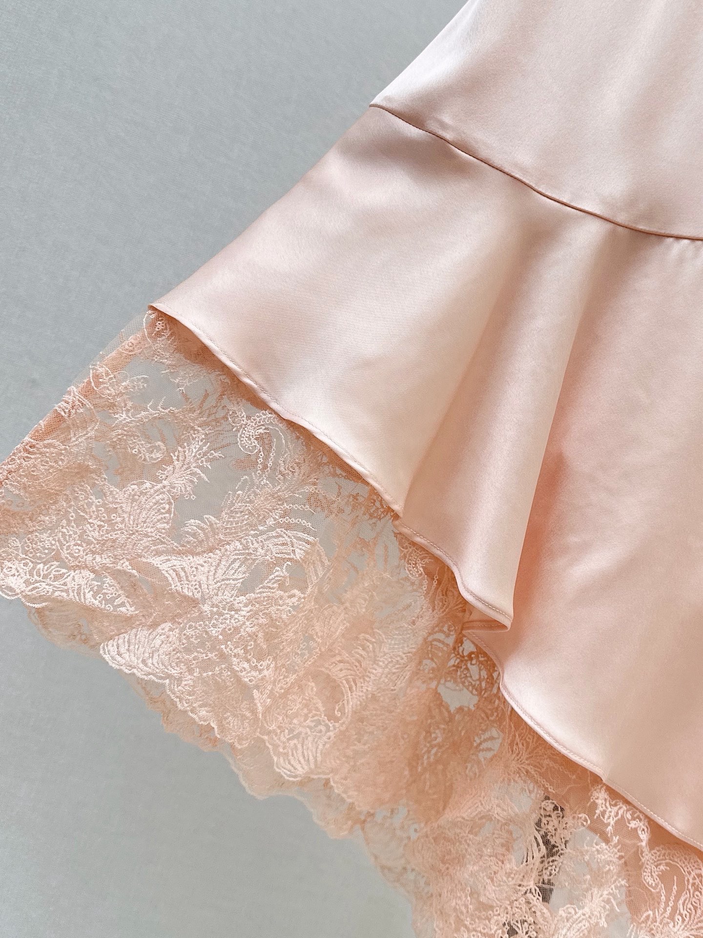 Chol 26ss contract lace skirt