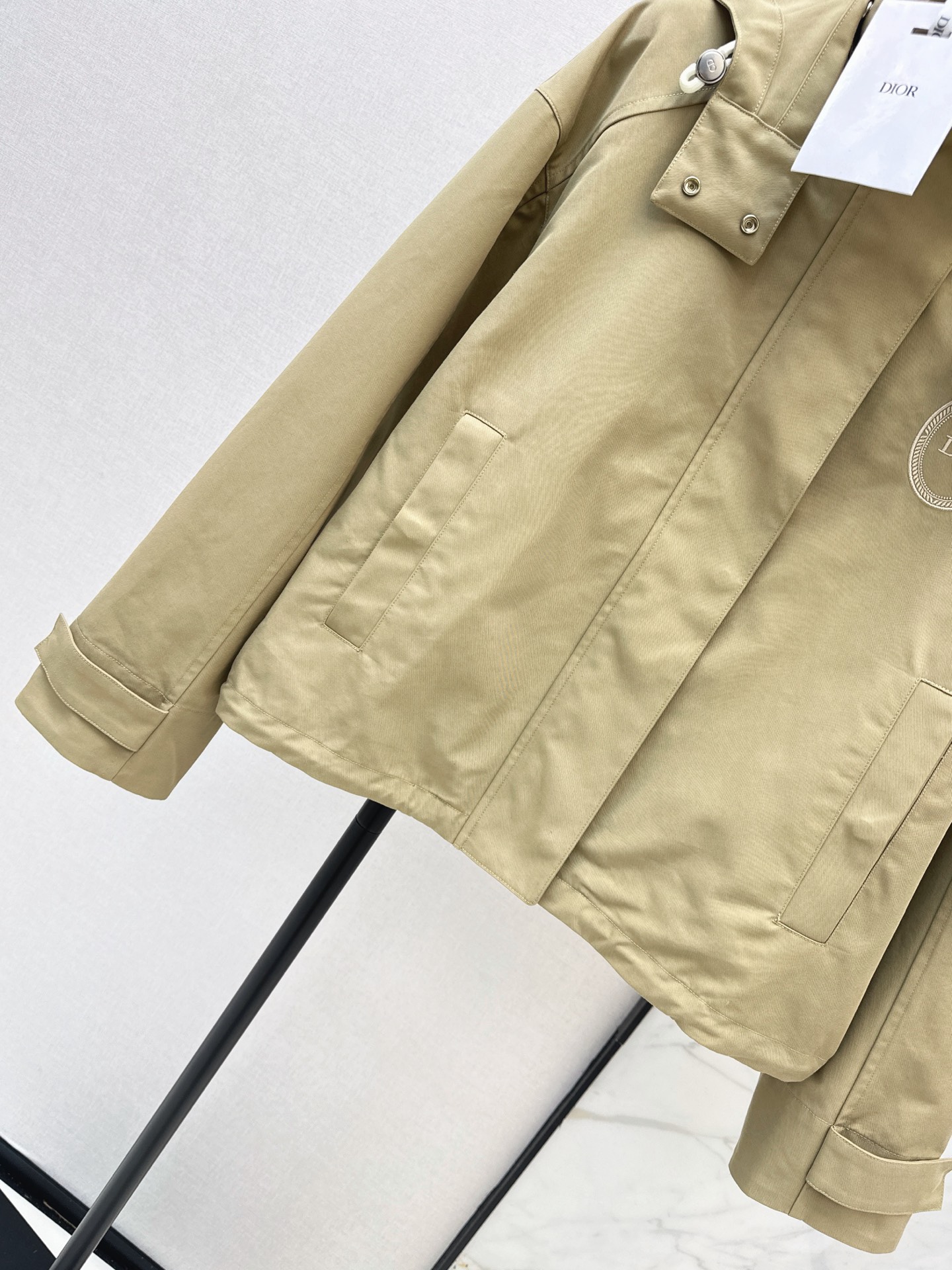 CD26fw hooded jacket